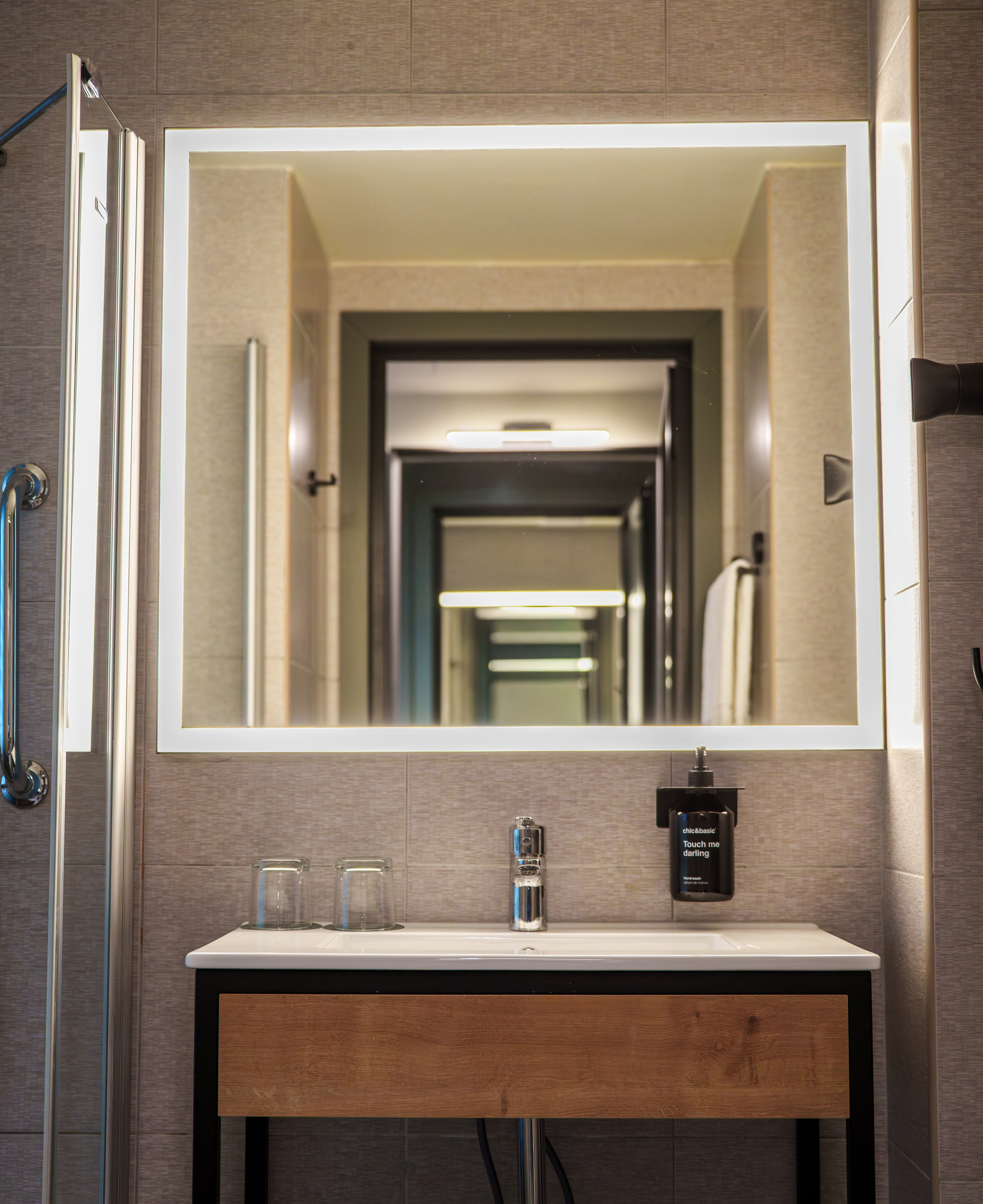 Double or Twin Standard