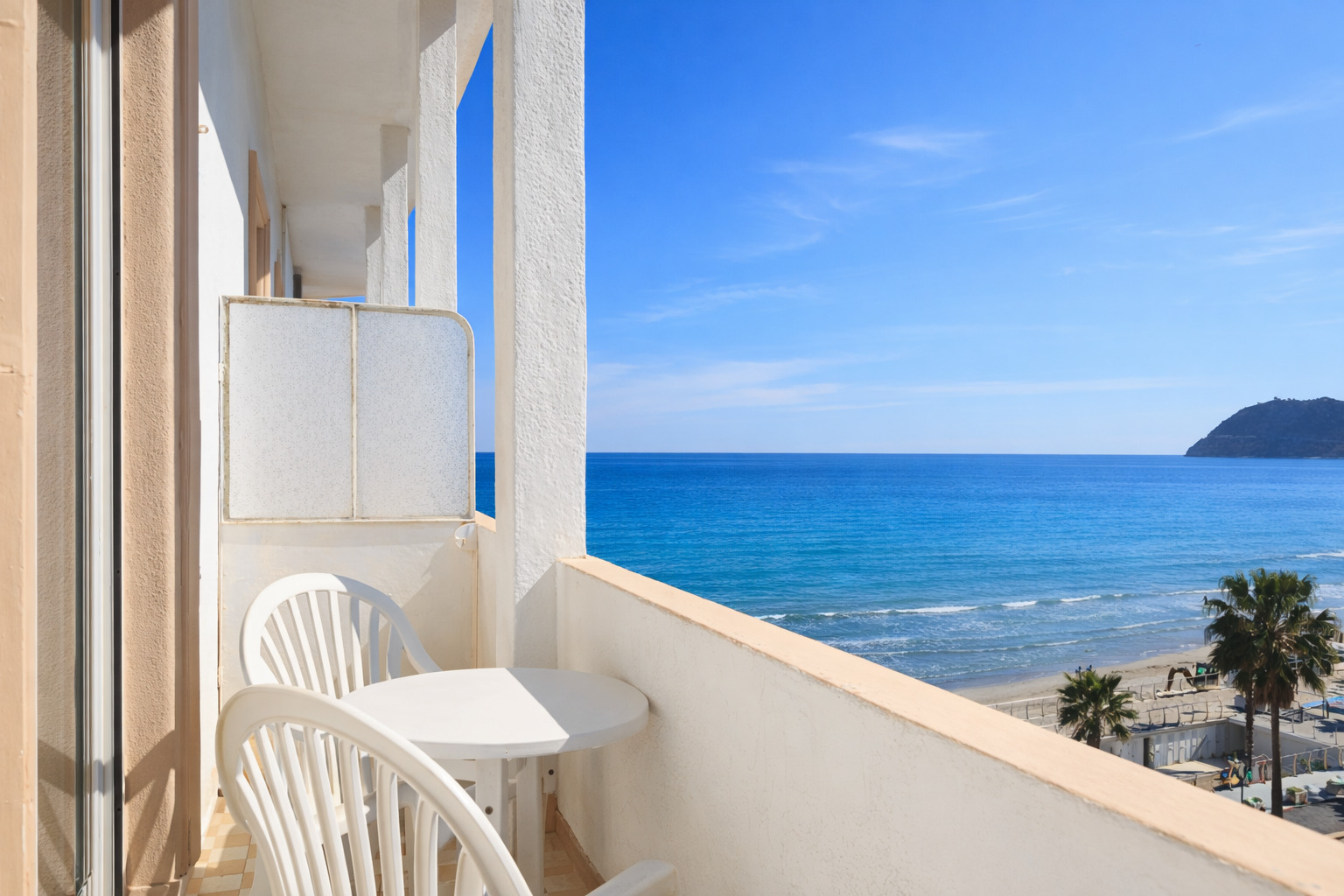 Double or Twin Side Sea View