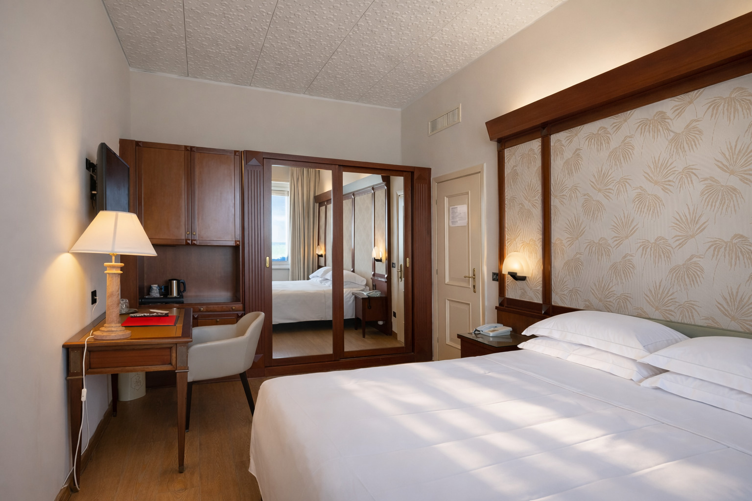 Double or Twin Classic Sea View