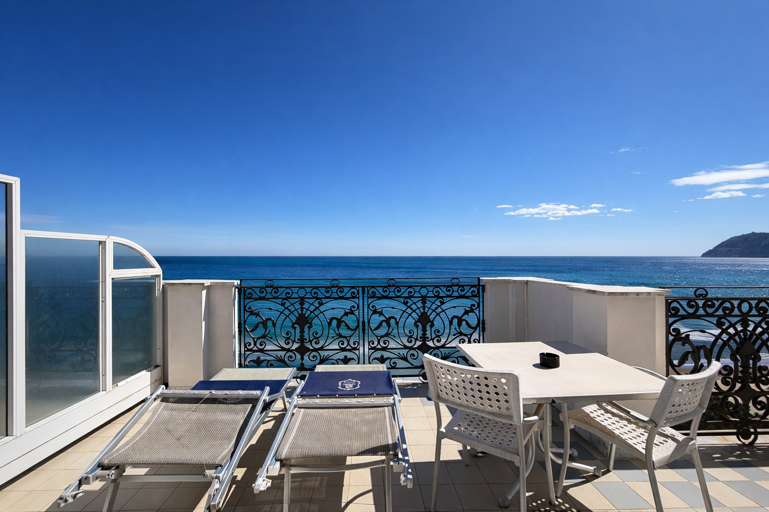 Suite Classic with Balcony