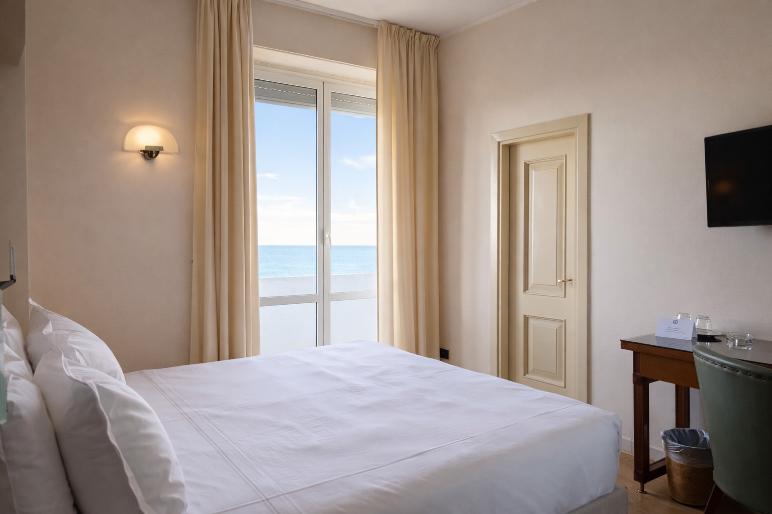 Family Room Sea Front