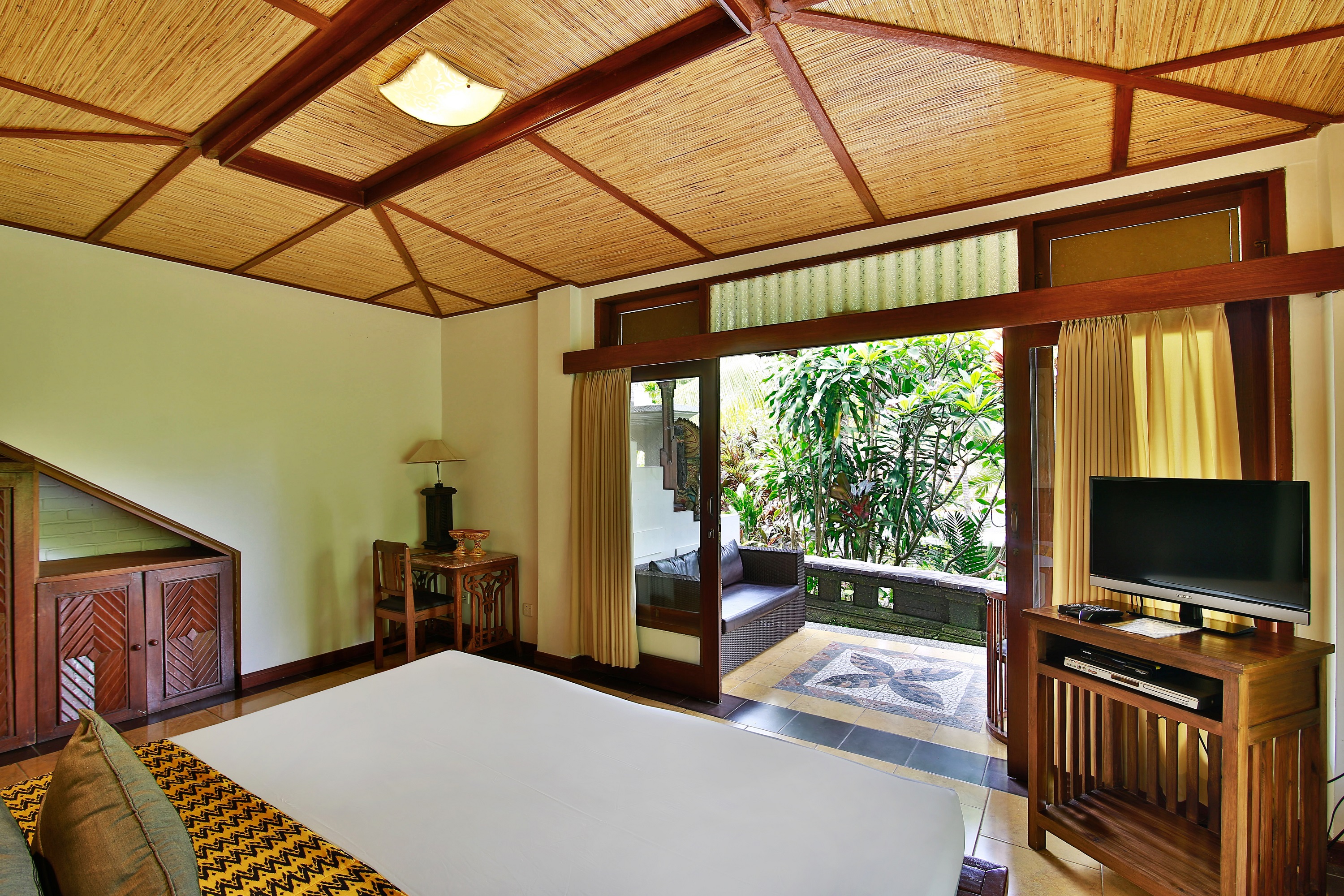 Double or Twin Superior