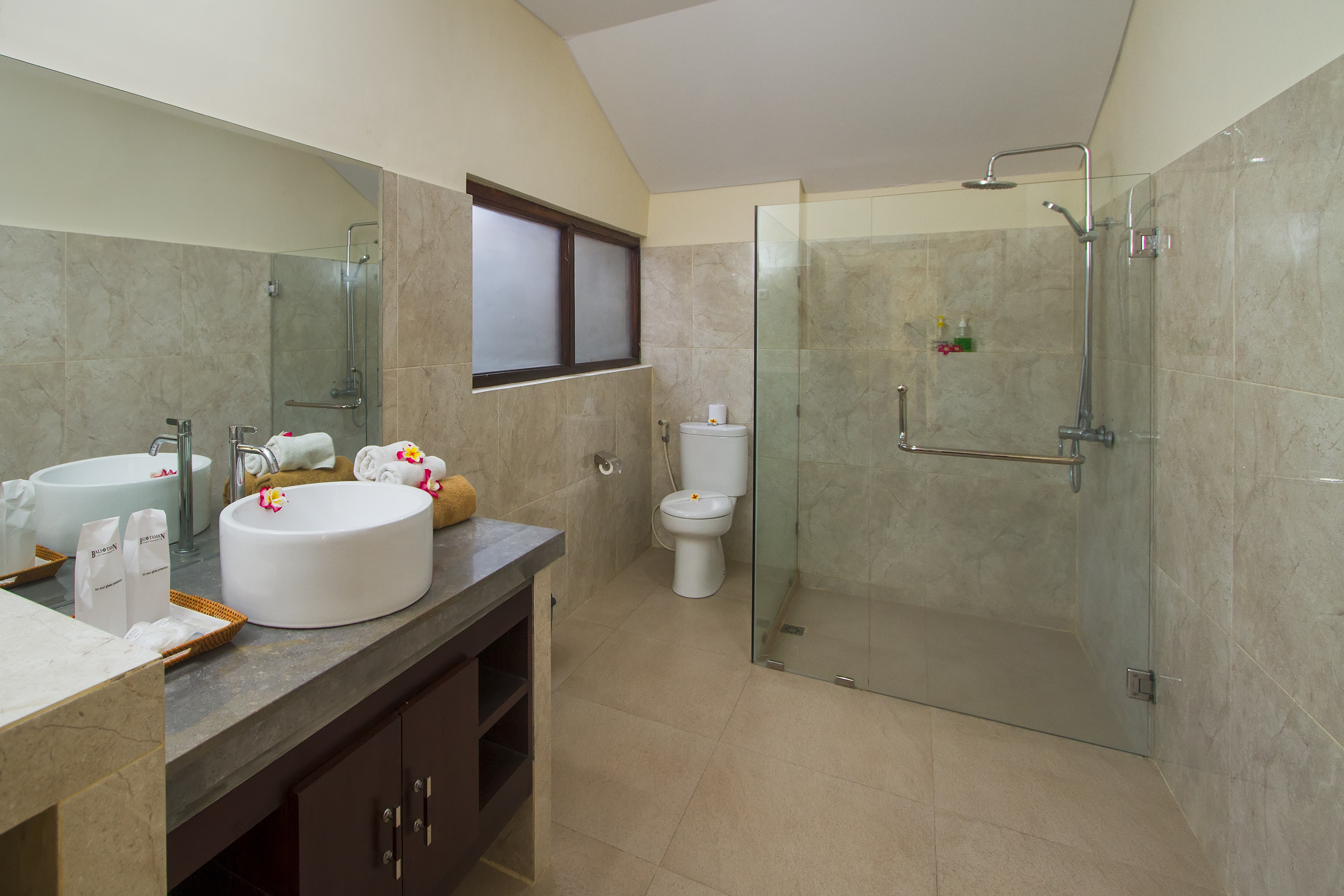 Double or Twin Deluxe