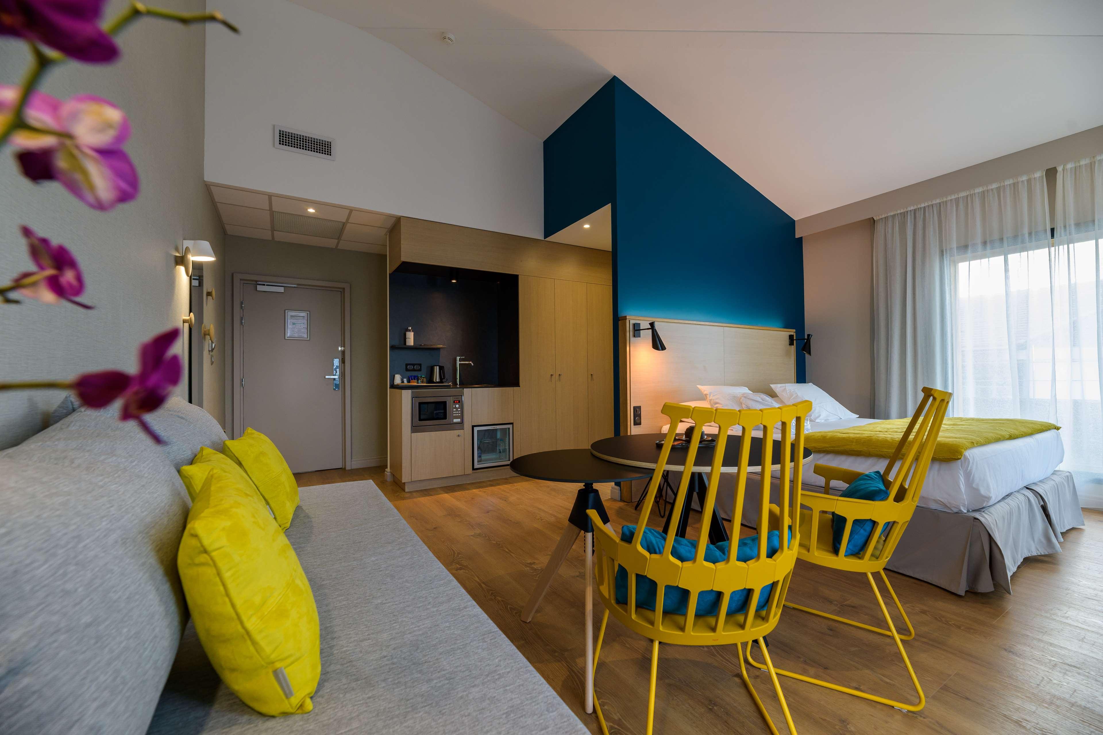 Studio with Kitchenette