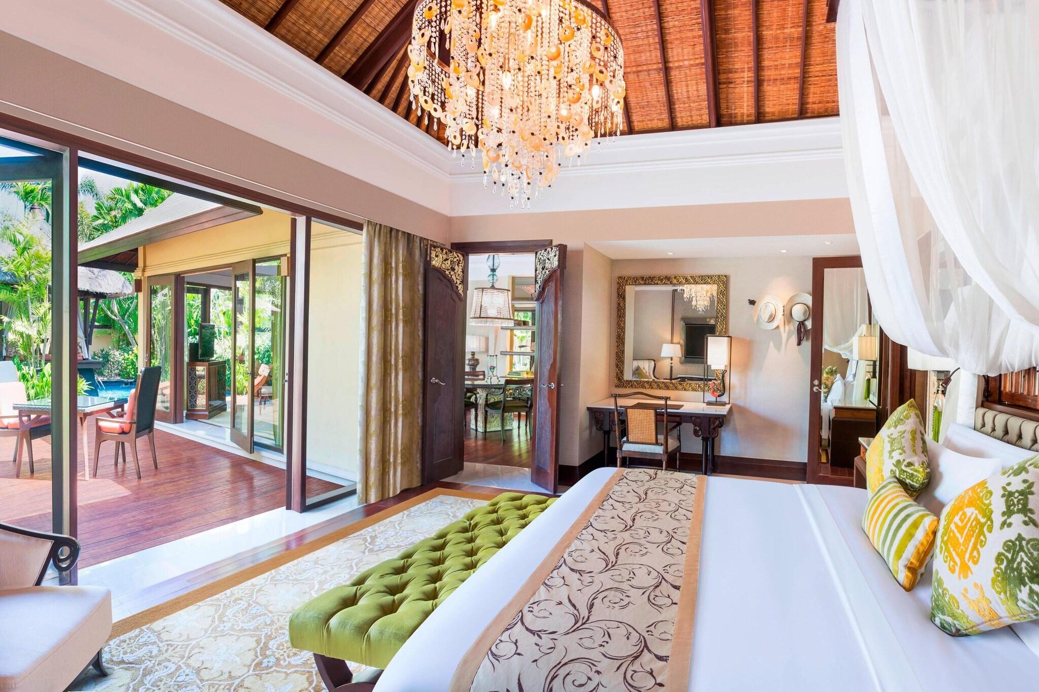 Villa Garden View King Bed