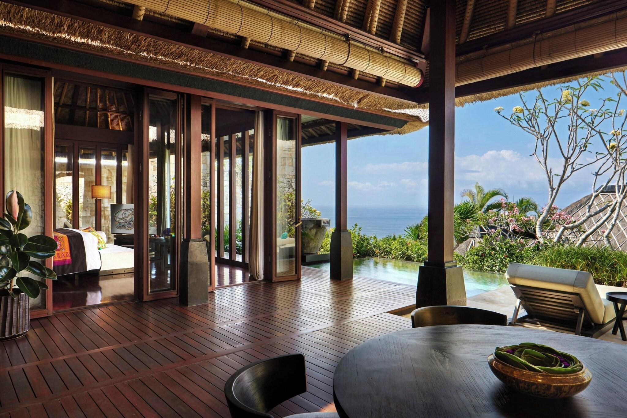 Villa Ocean View King Bed