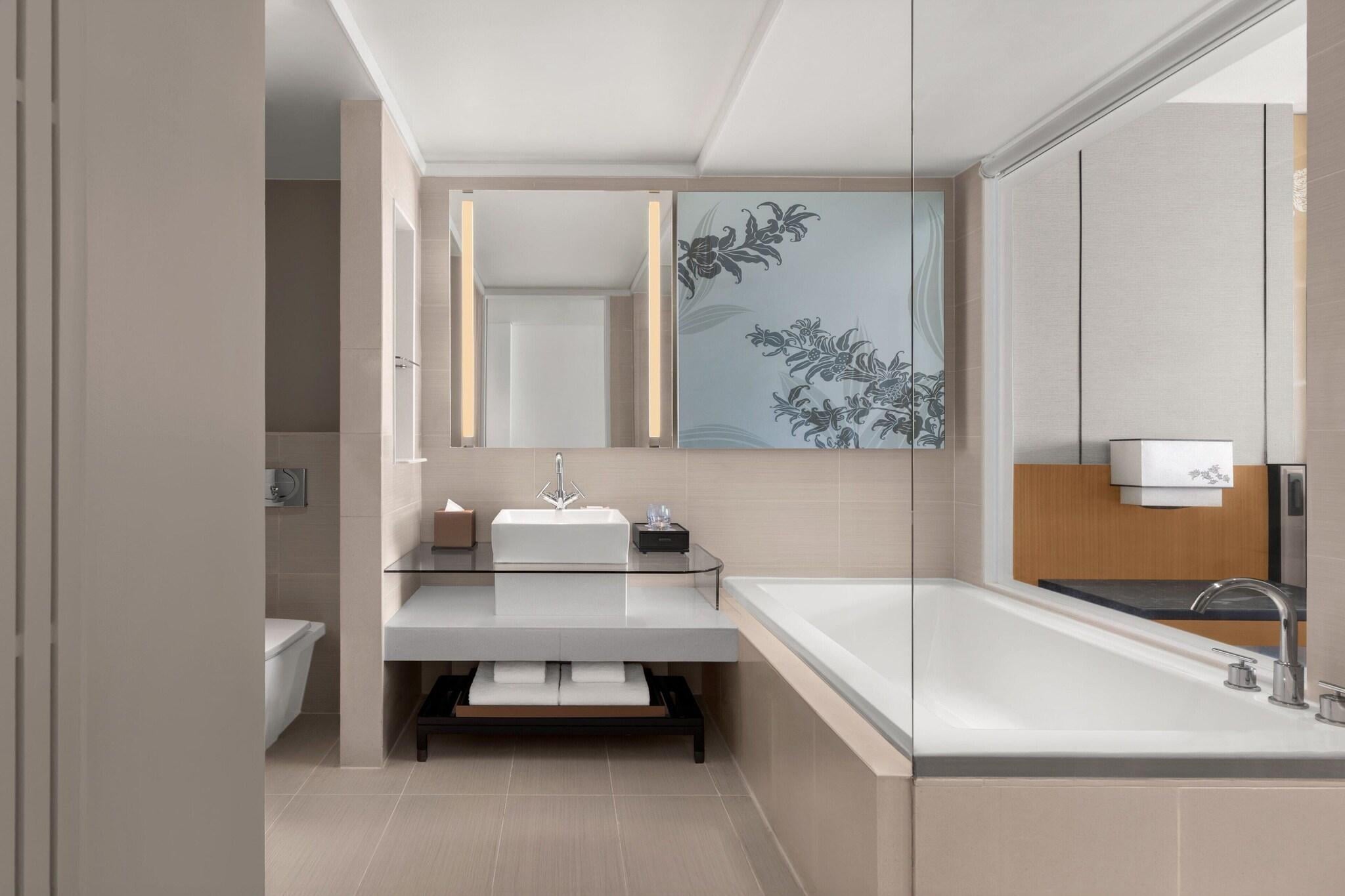 Double Club King Bed