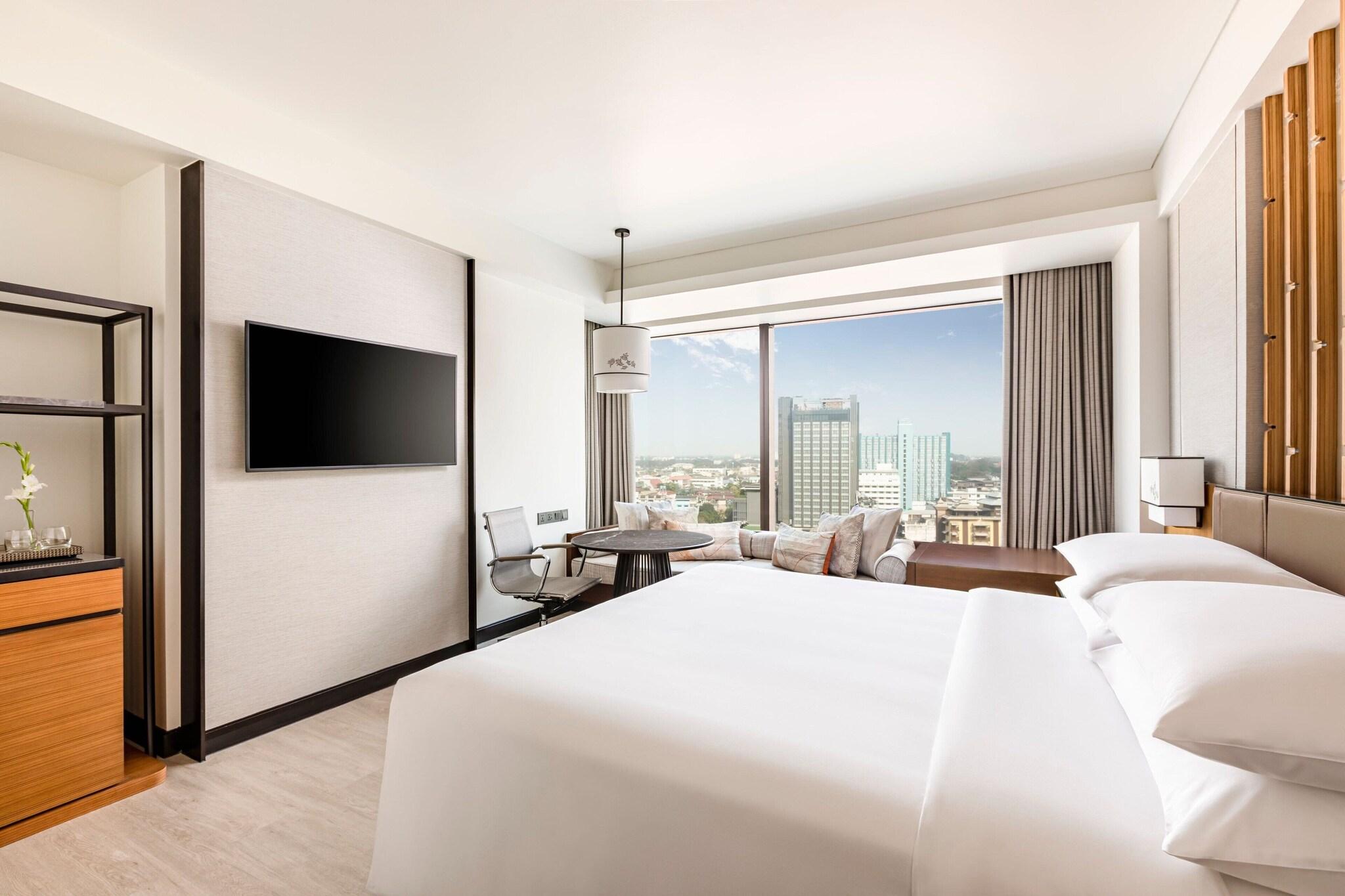 Double King Size Bed