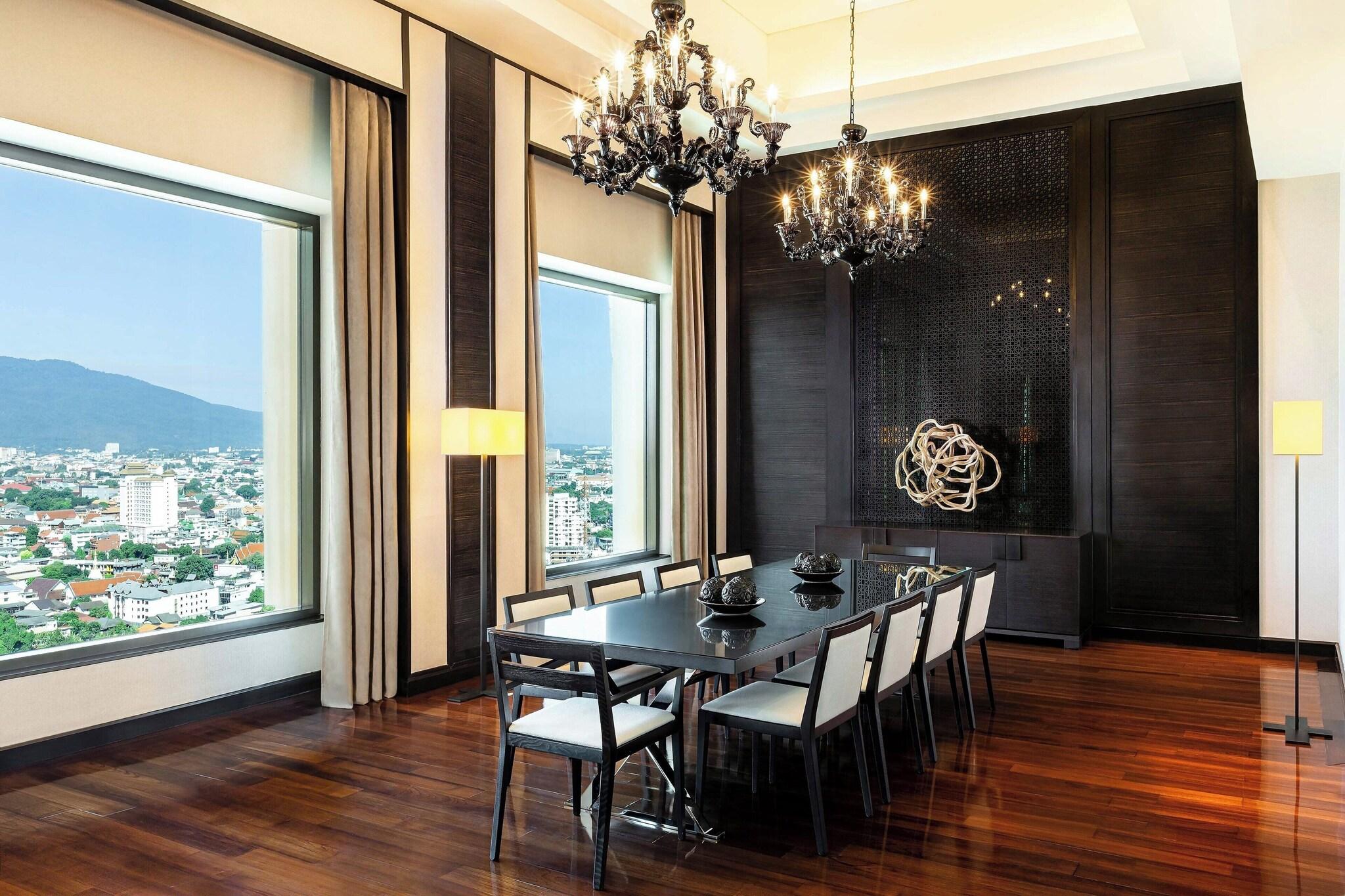 Suite Two Double Beds Non Smoking