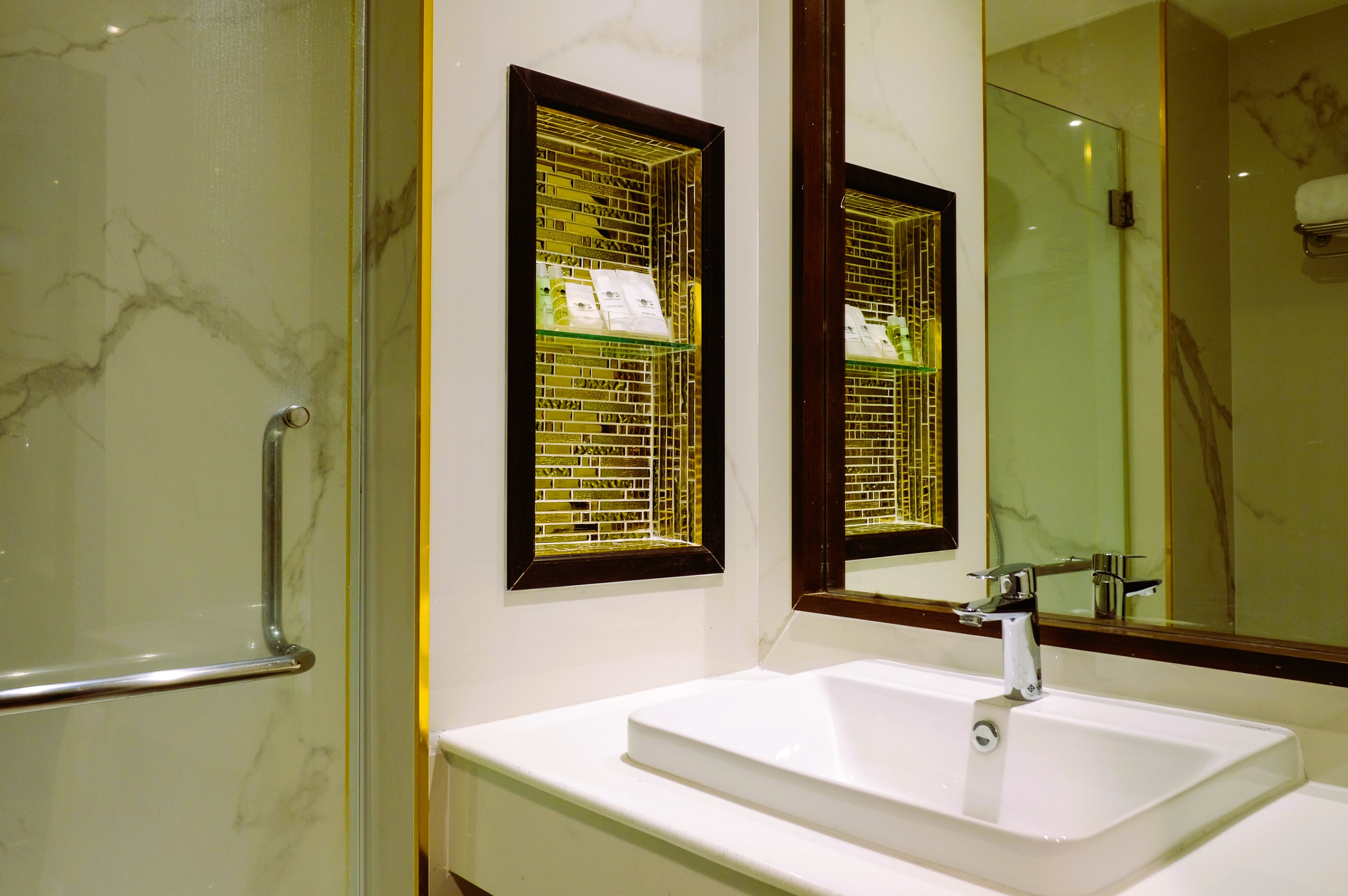 Double or Twin Superior