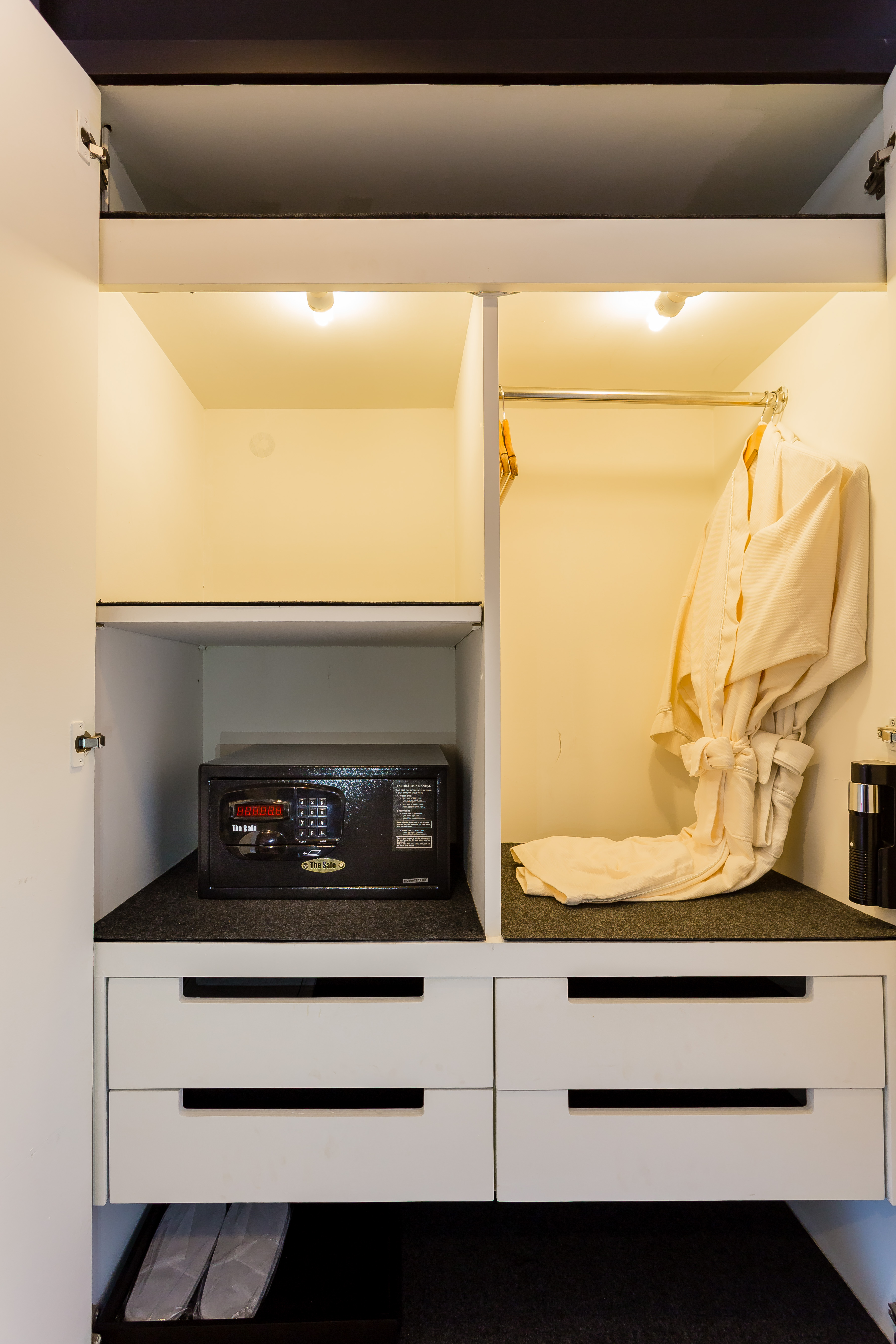 Double or Twin Deluxe