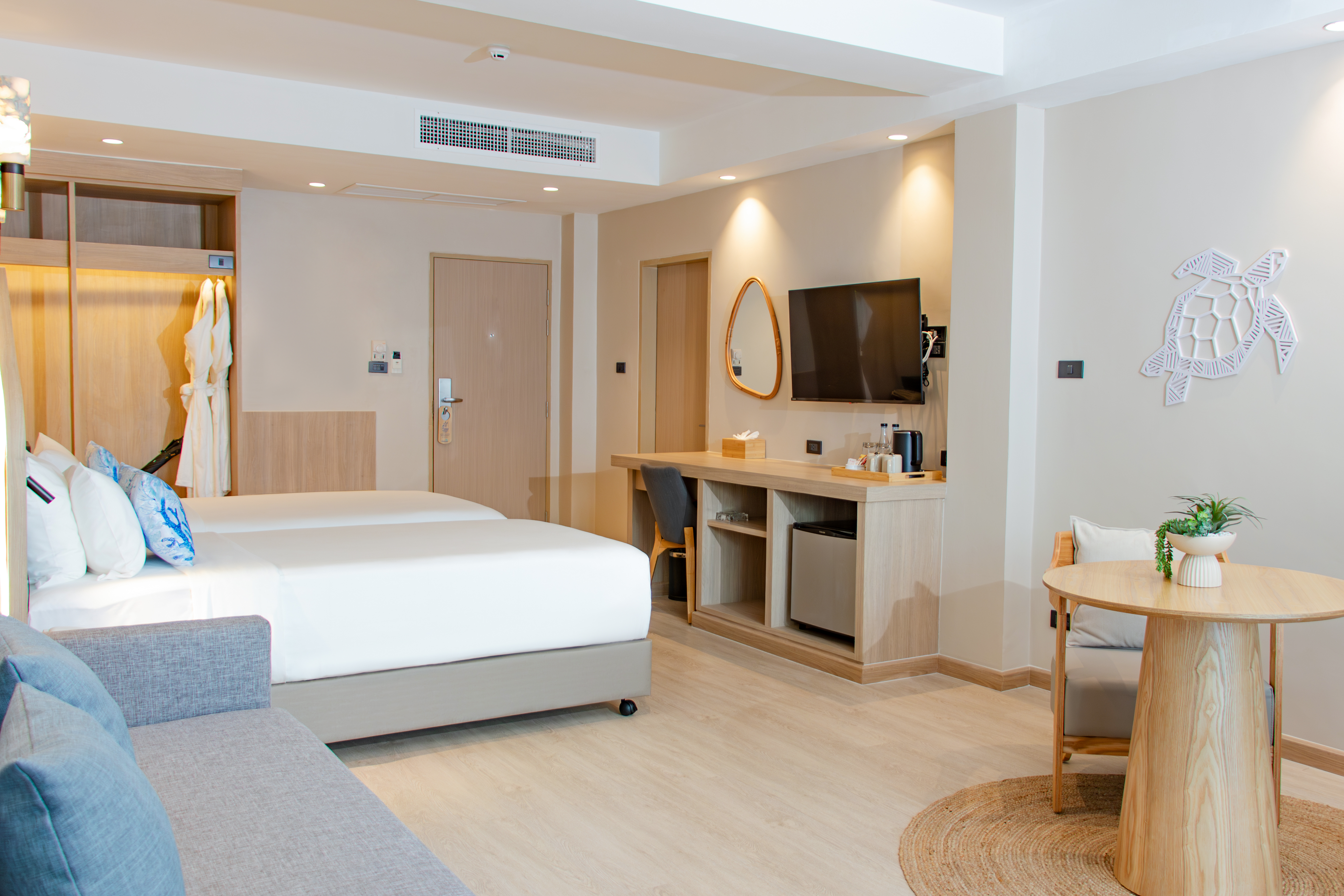 Double or Twin Deluxe