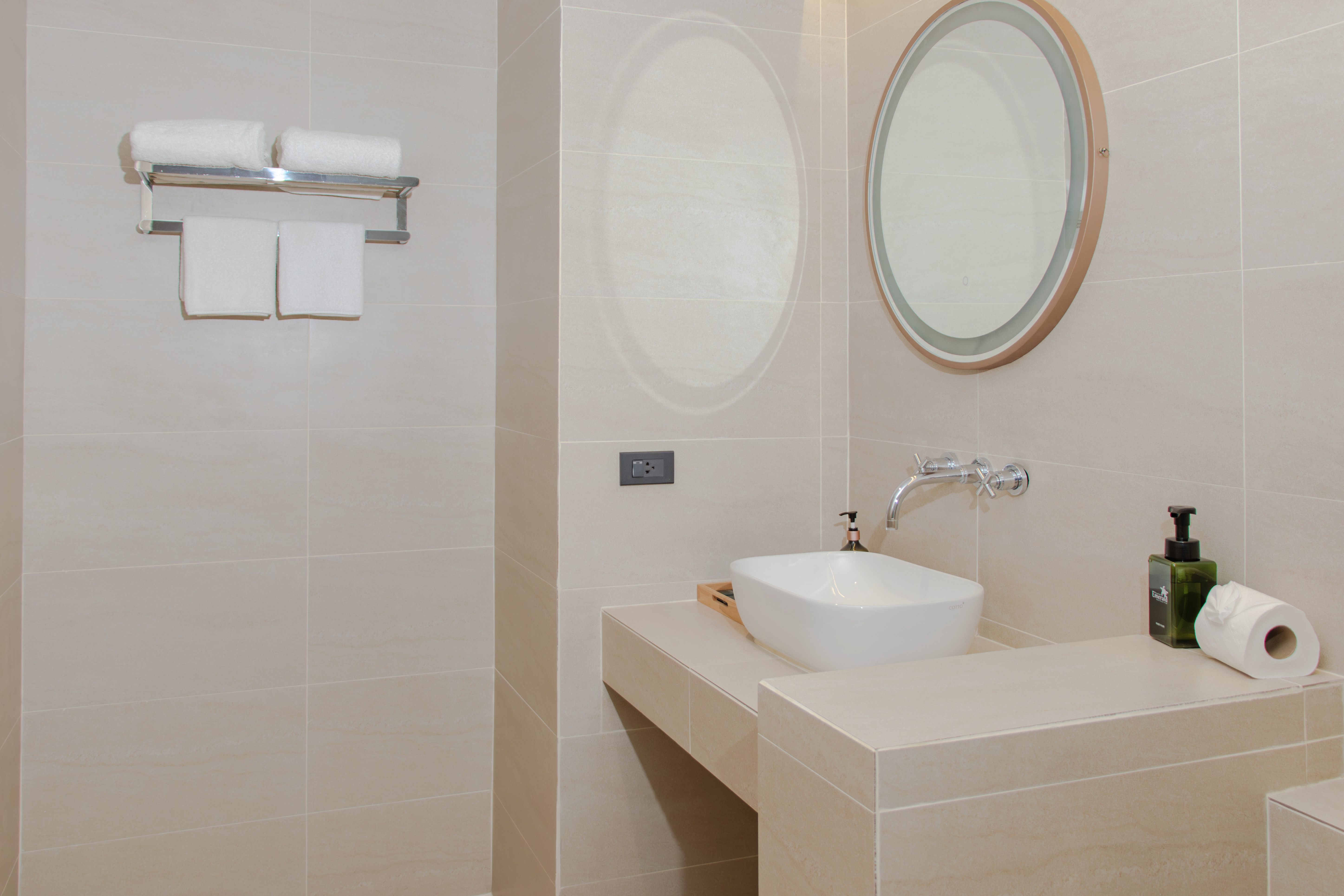 Double or Twin Deluxe