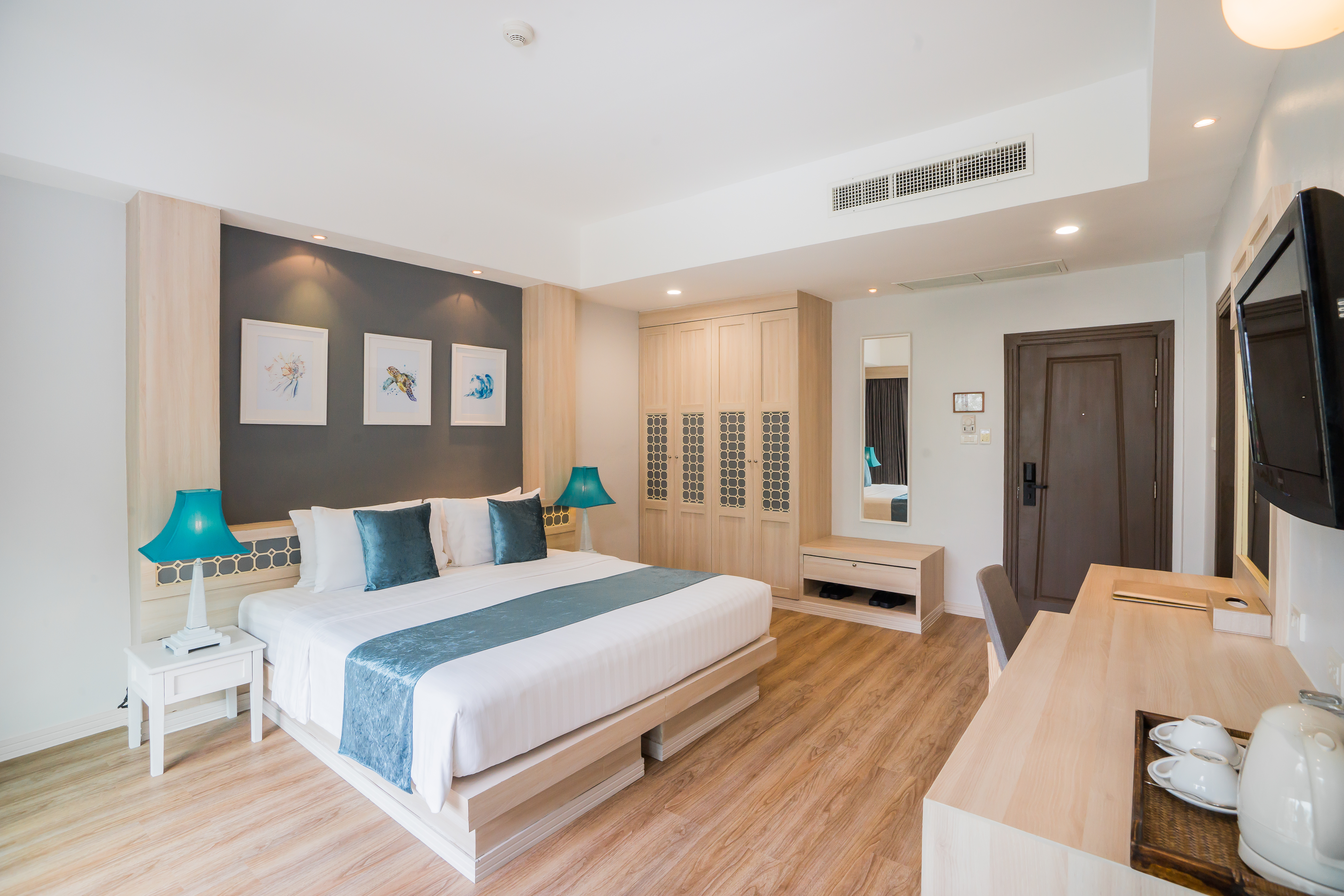 Double or Twin Standard