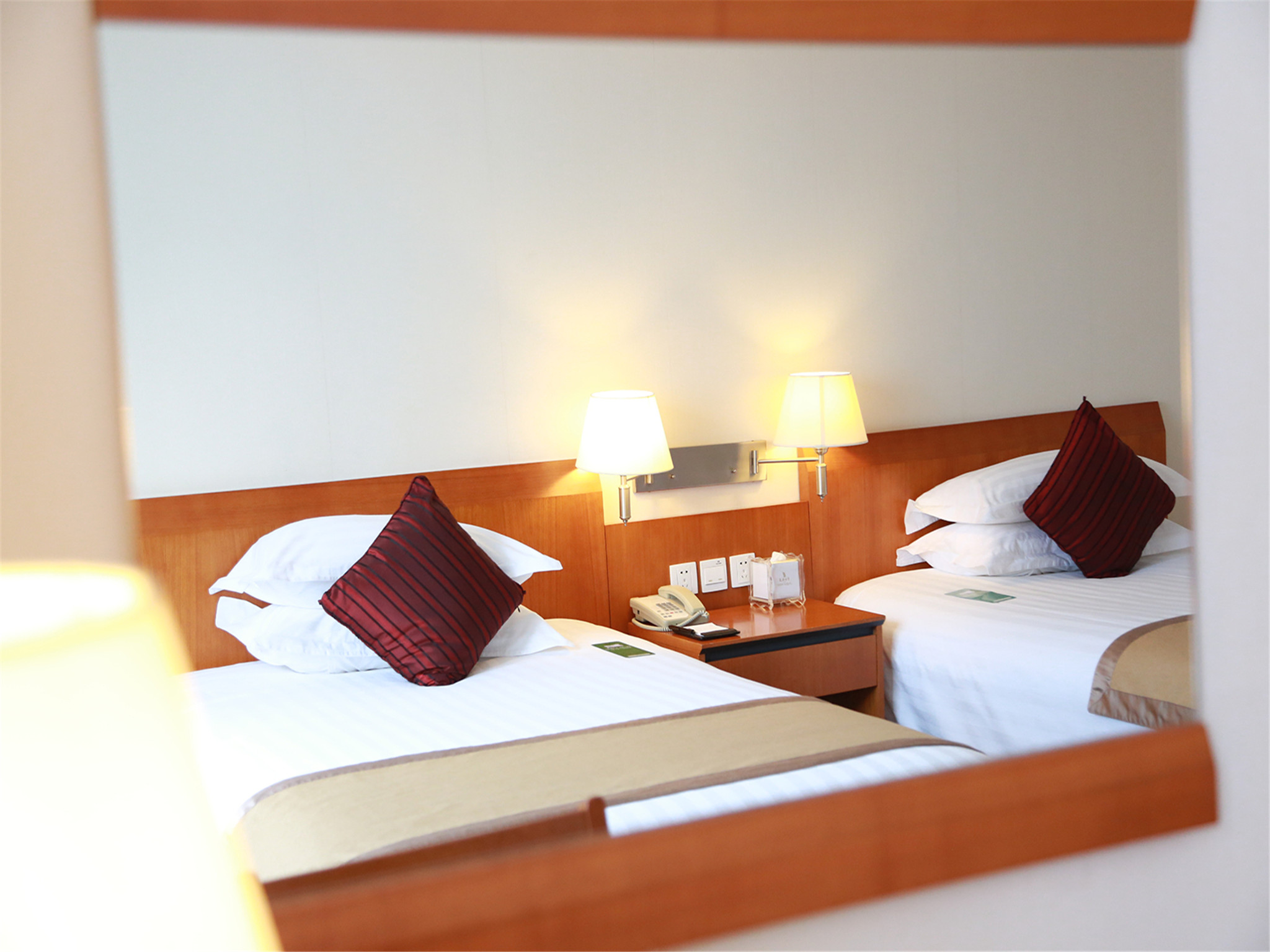 Double or Twin Deluxe