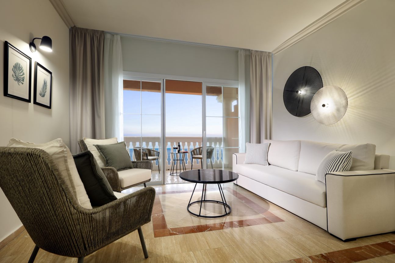 Junior Suite Ocean Front