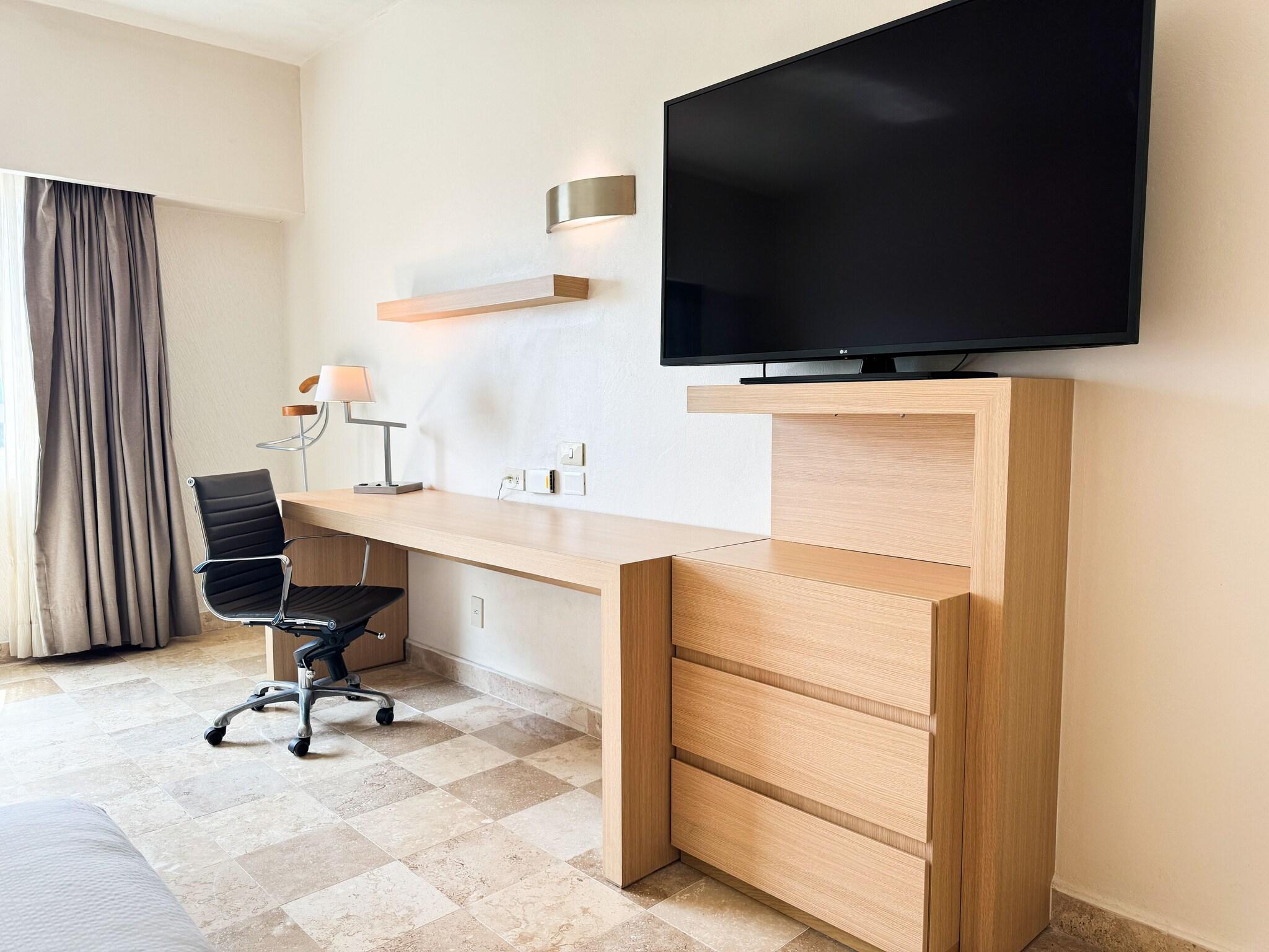 Junior Suite King Size Bed