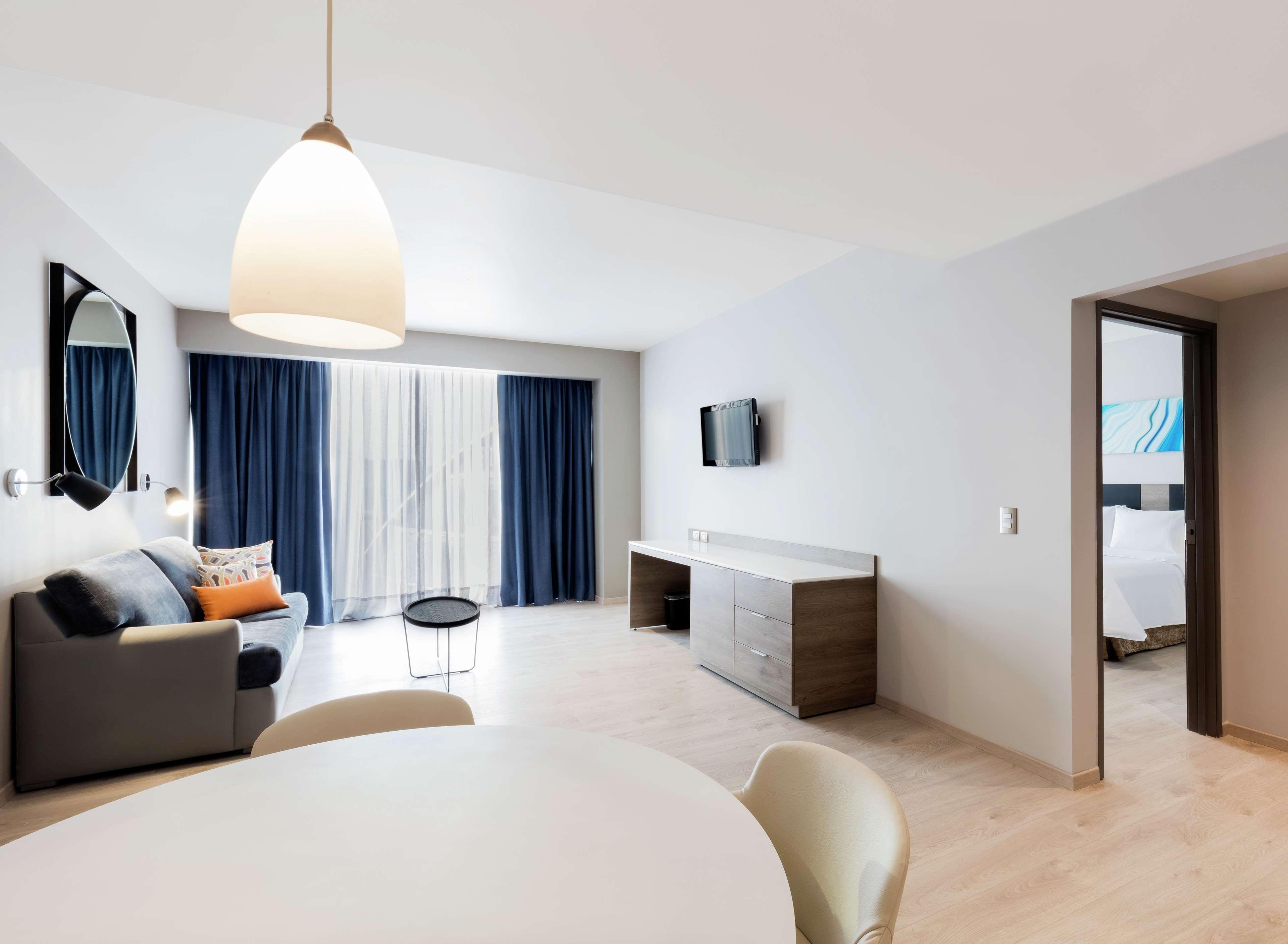 Suite King Bed One Bedroom 