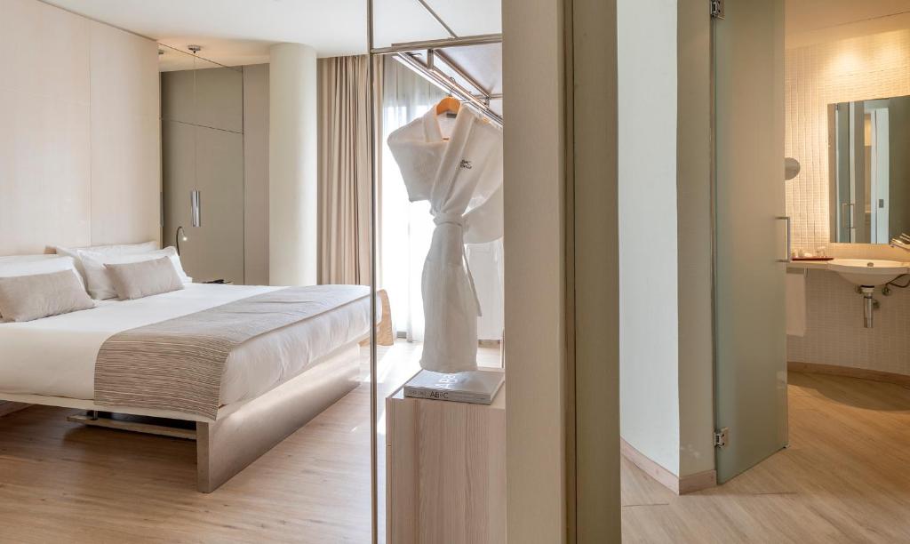 Double Single Deluxe