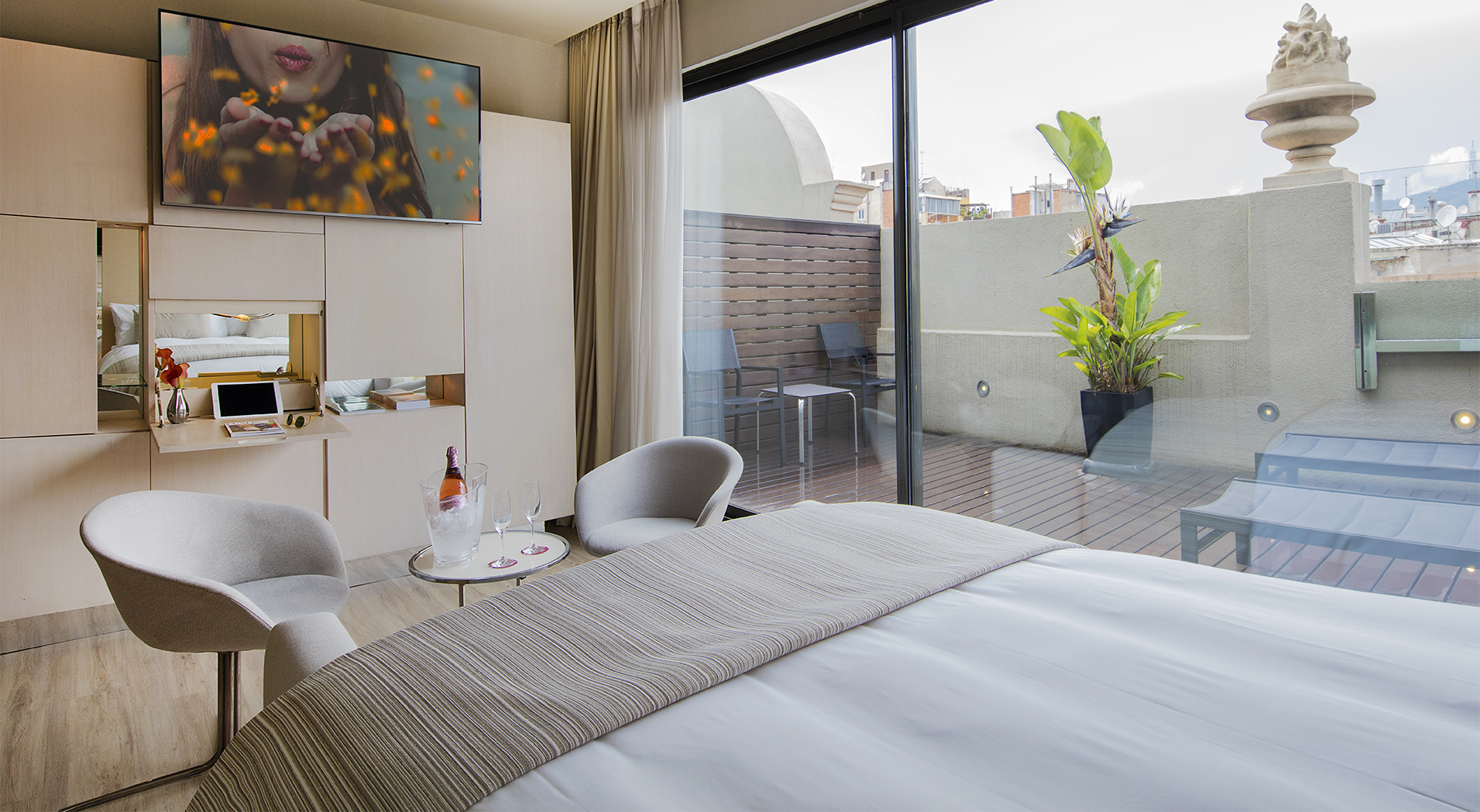 Double or Twin Executive