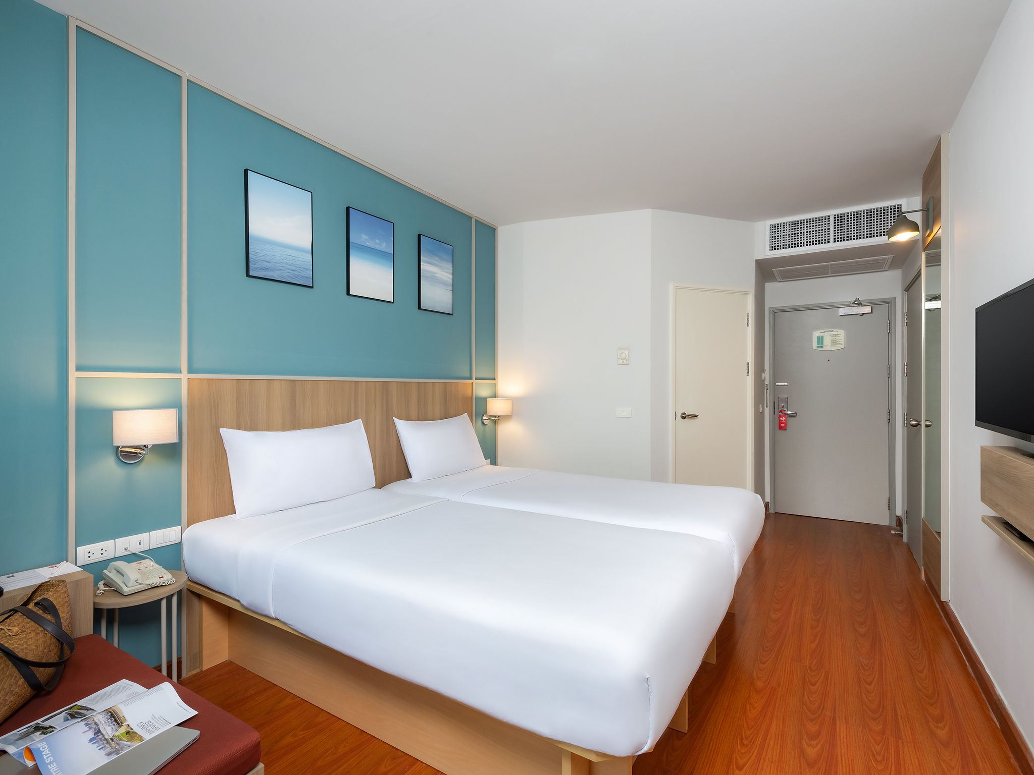 Family Room Connecting Room