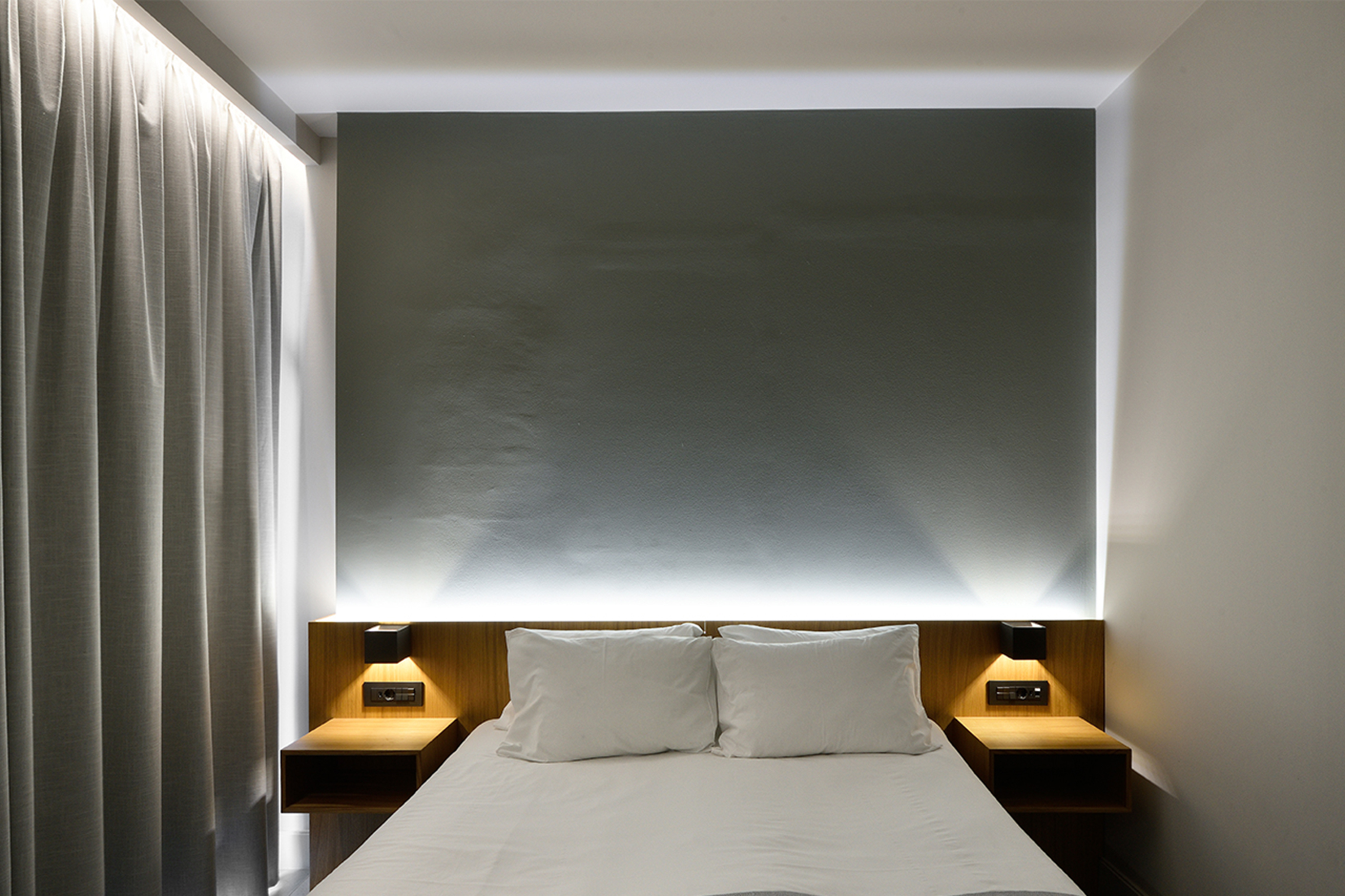 Double or Twin Standard