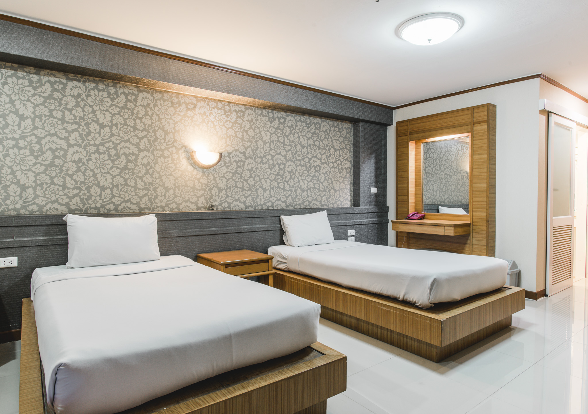 Double or Twin Standard