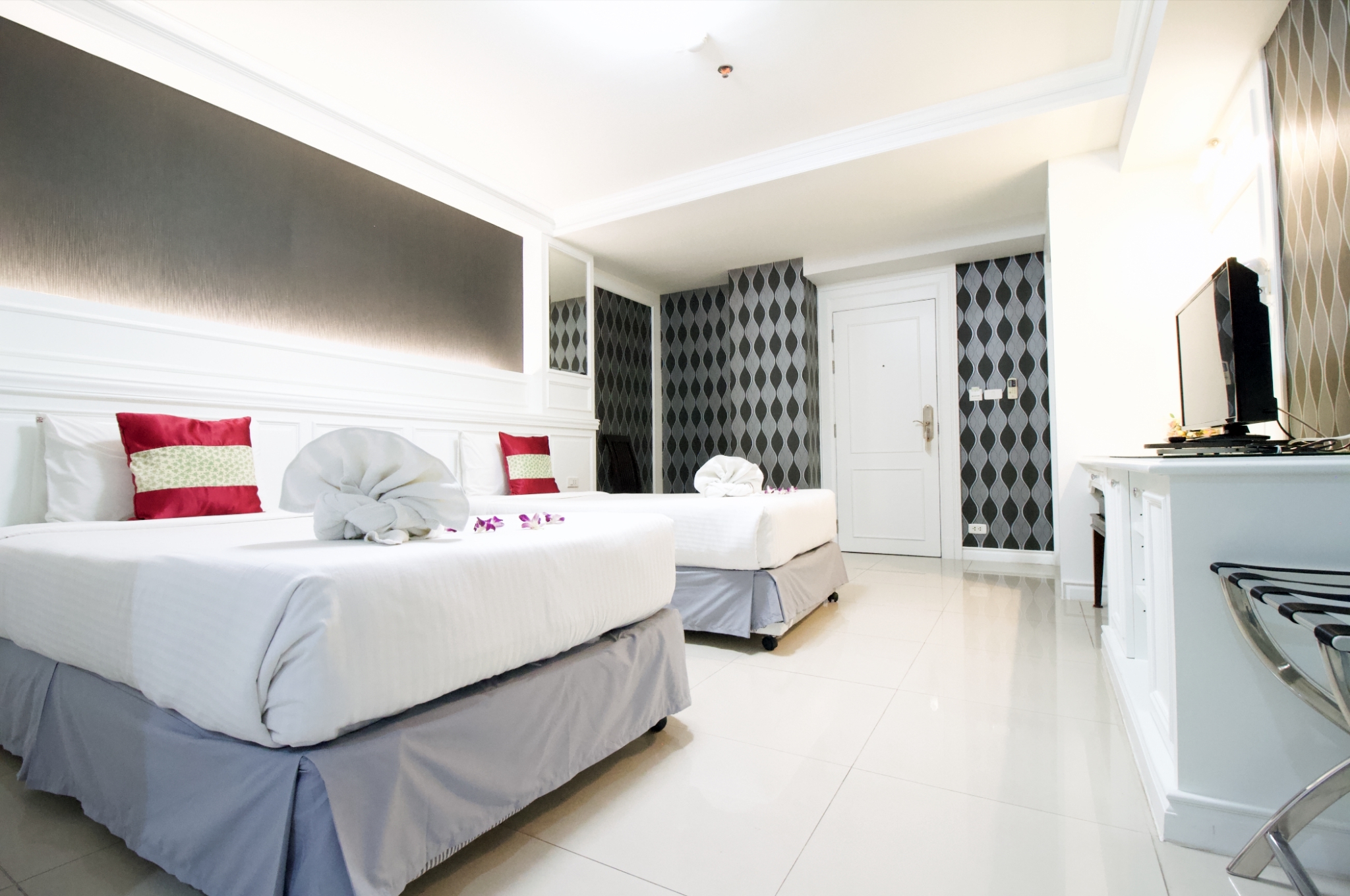 Double or Twin Deluxe