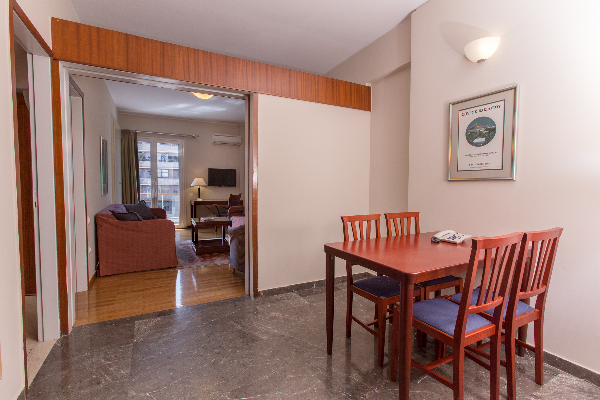 Apartment Capacity 4