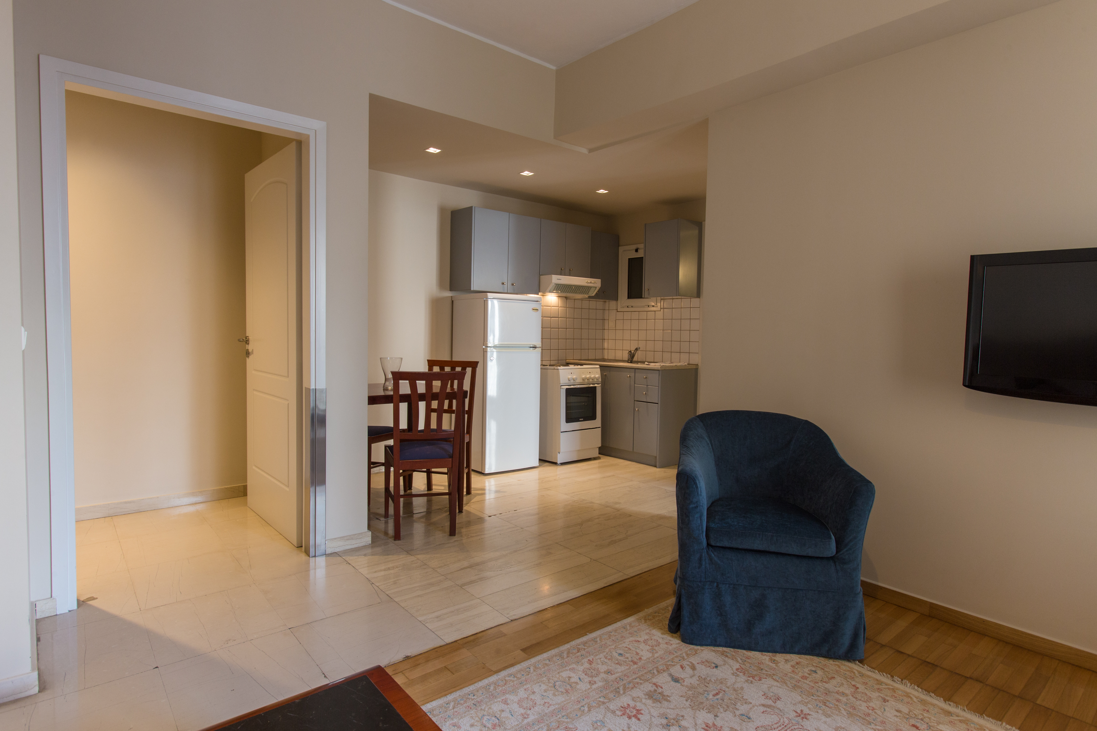 Apartment Capacity 3