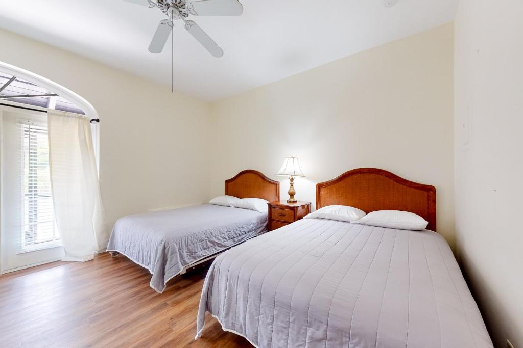 Studio Two Double Beds