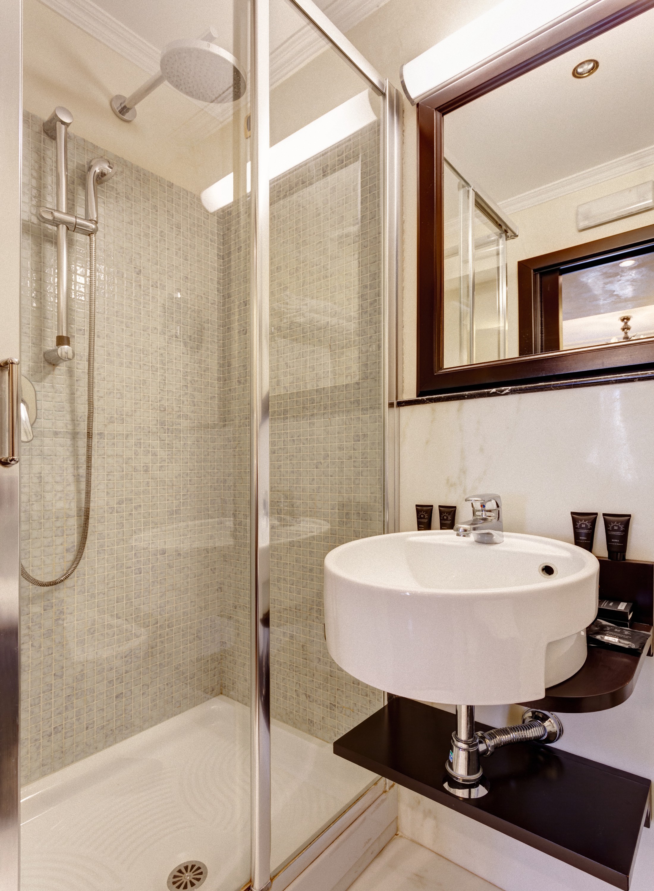 Double or Twin Standard