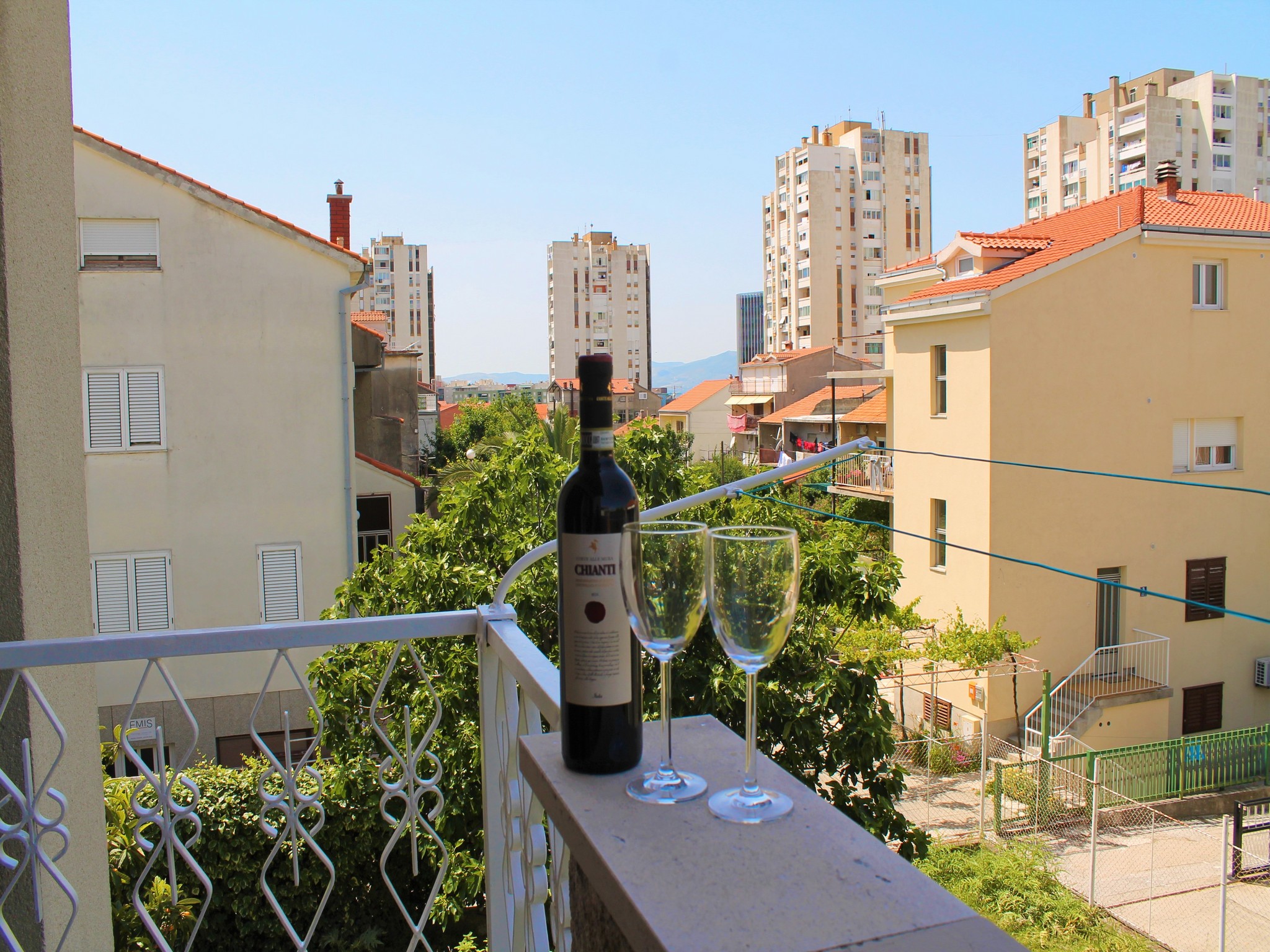 Apartment Capacity 6 Two Bedrooms