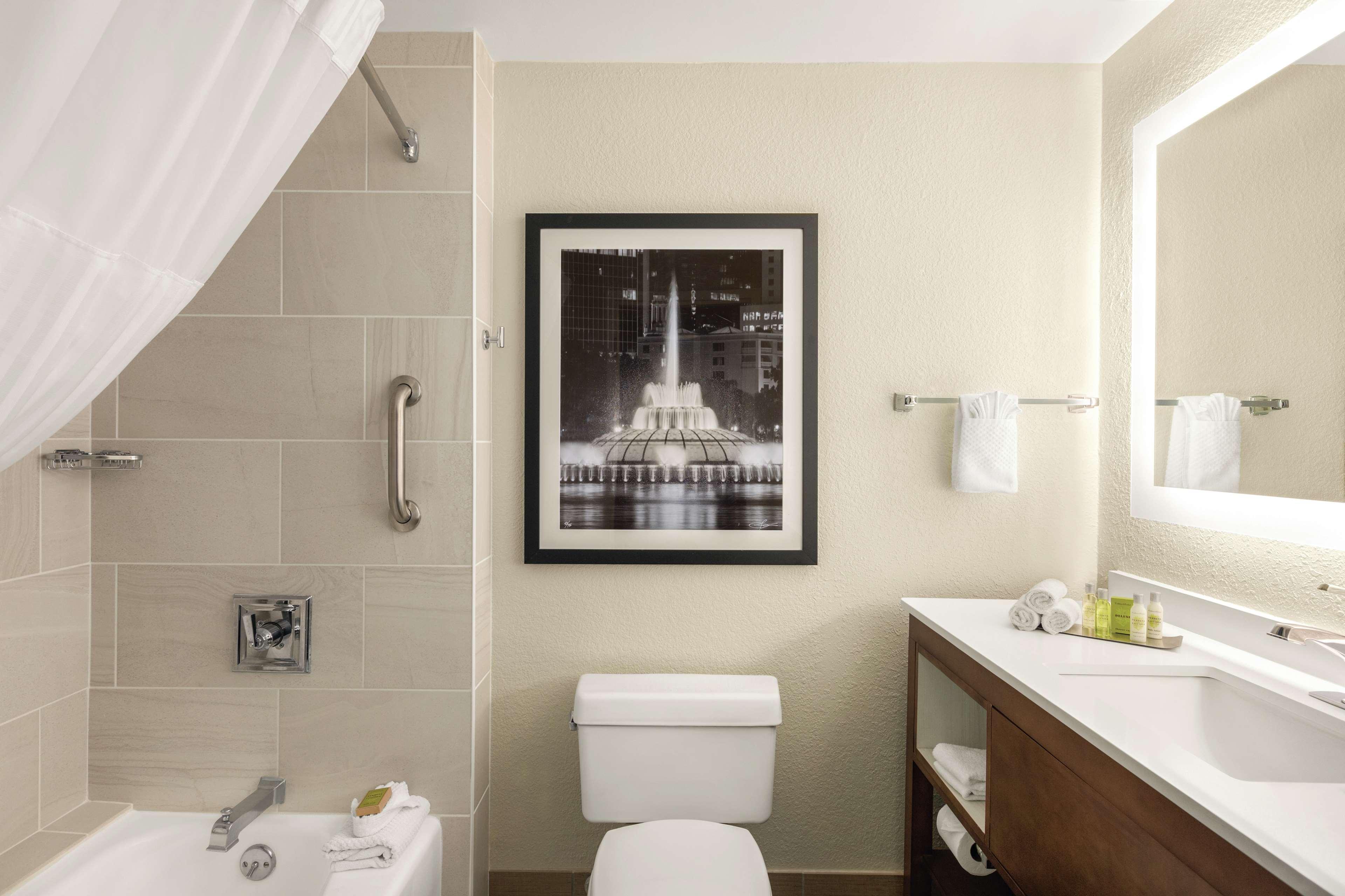 Double Two Queen Beds Non Smoking