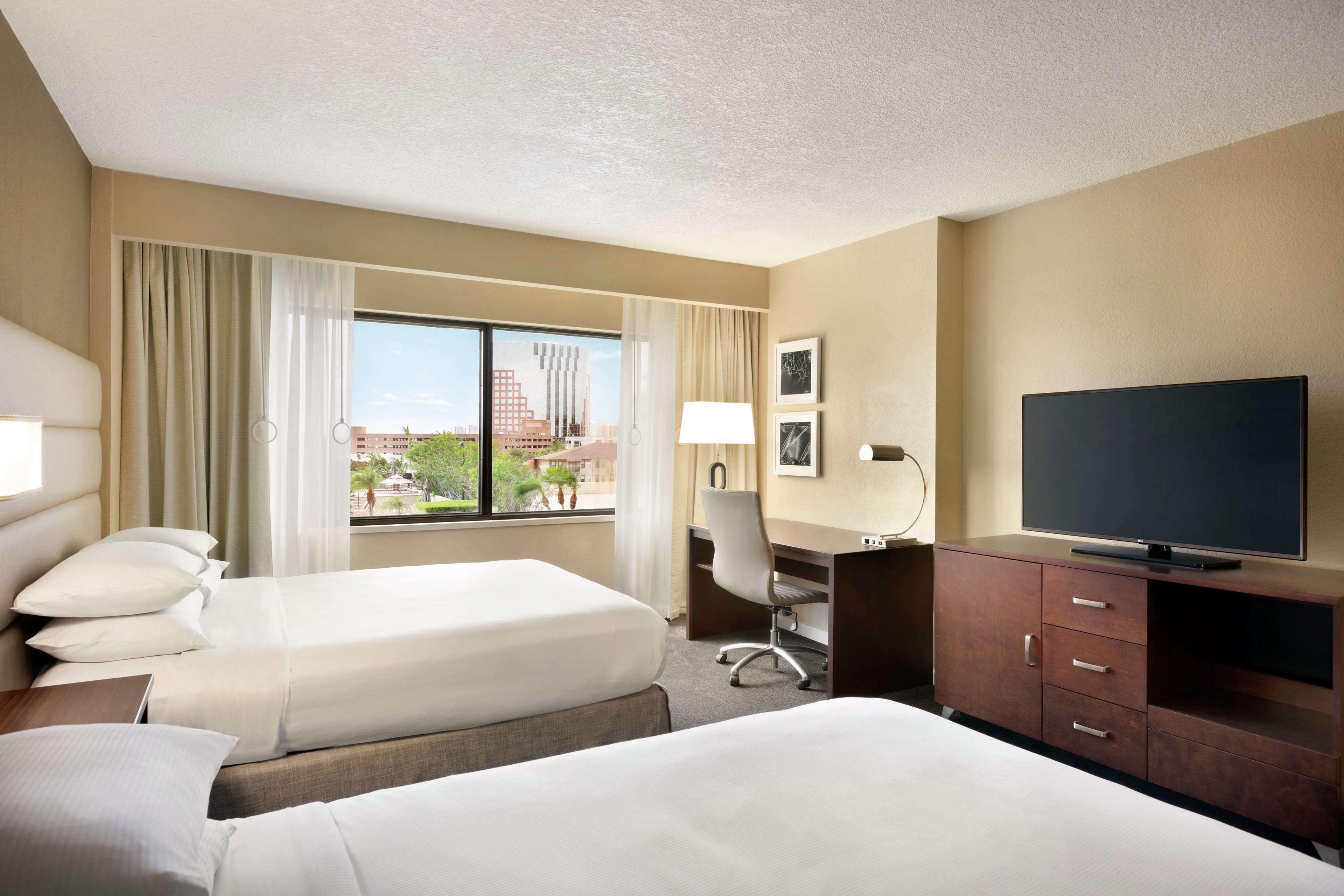 Twin Accessible-two Queen Beds