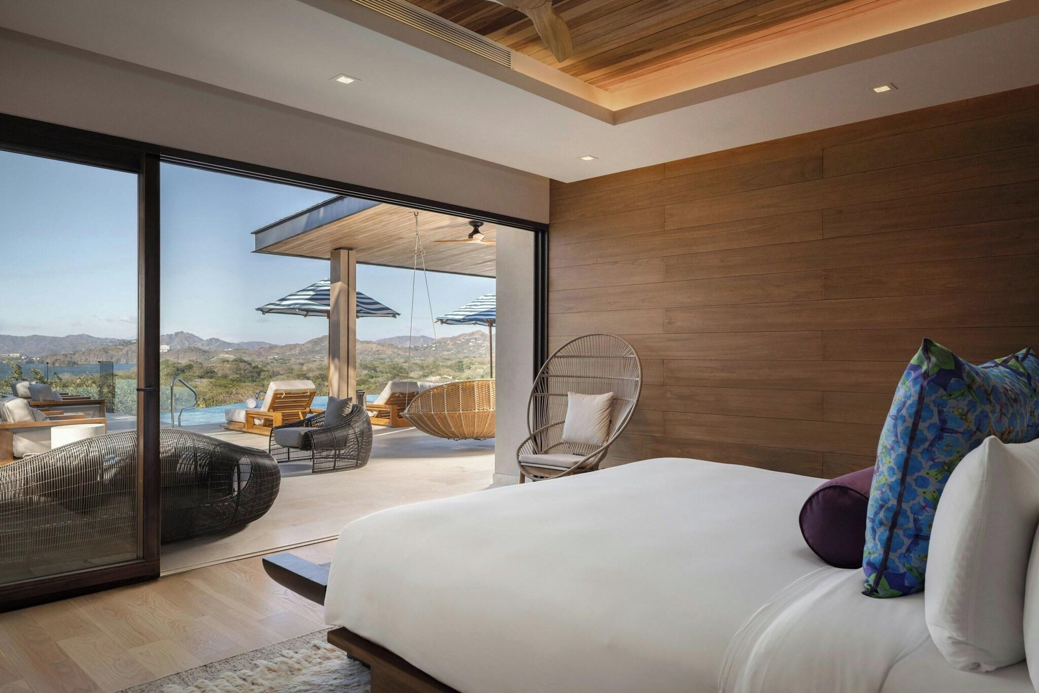 Room Four Bedrooms with Private Pool