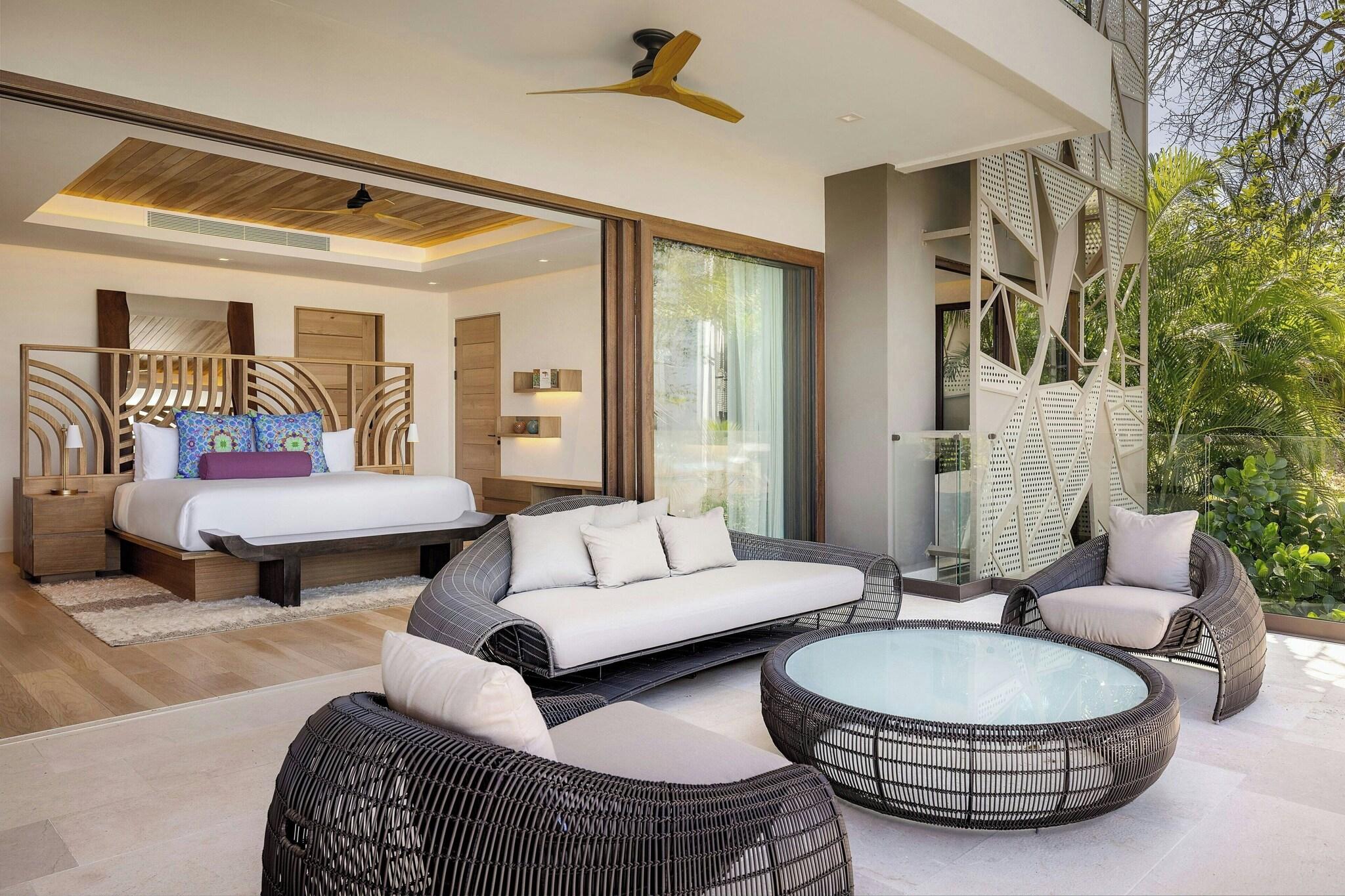 Room Four Bedrooms with Private Pool