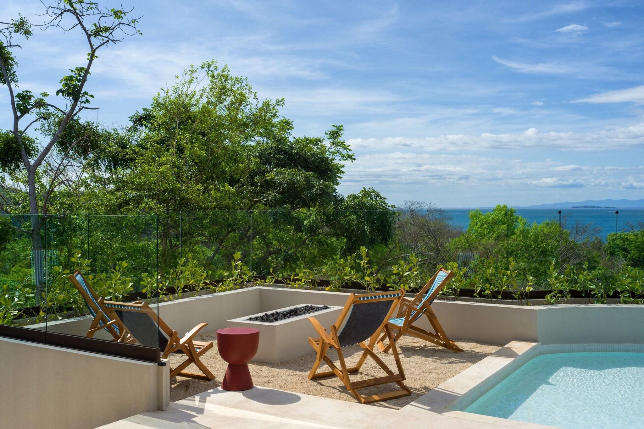 Room Five Bedrooms with Private Pool