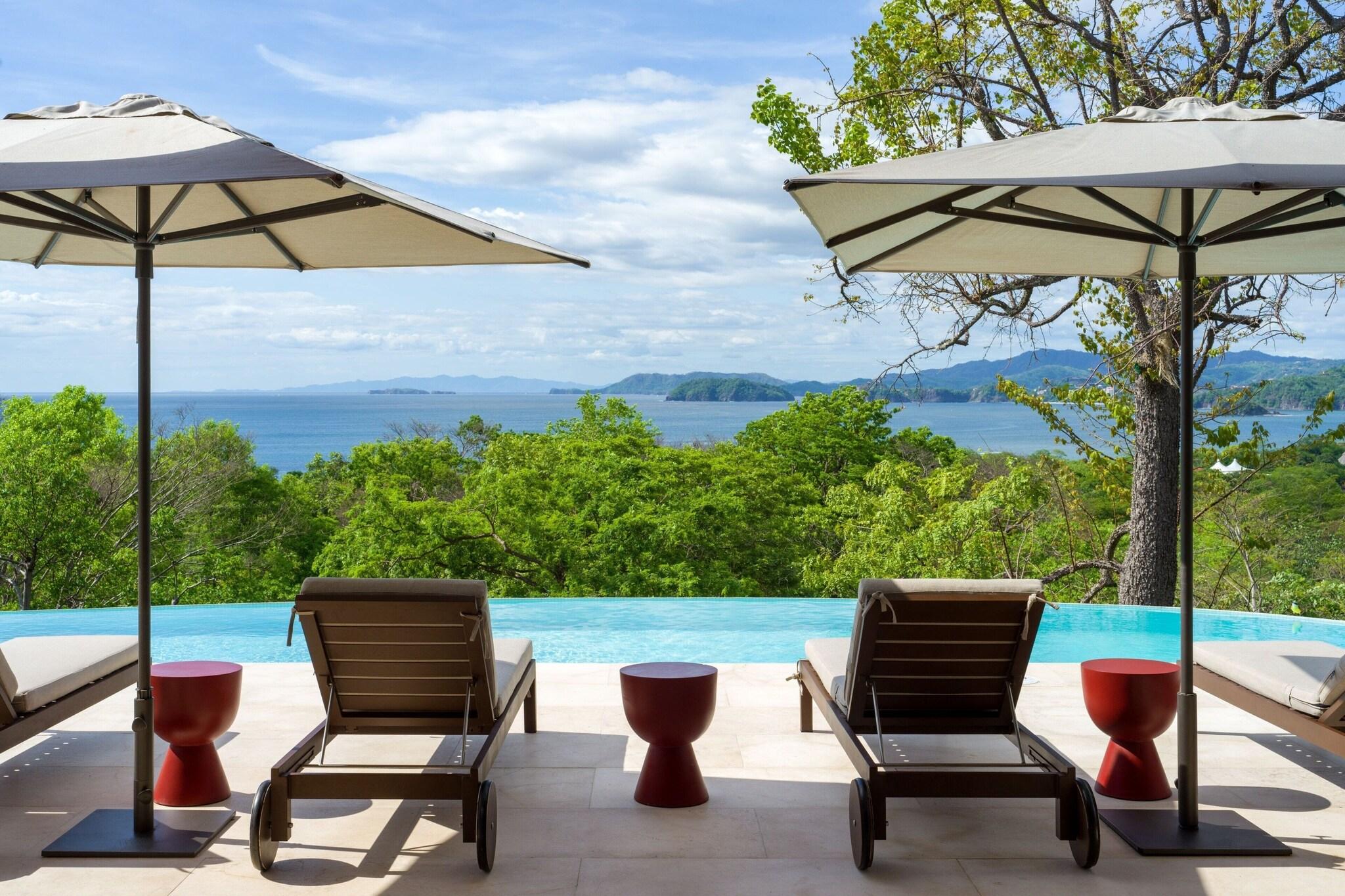 Room Five Bedrooms with Private Pool