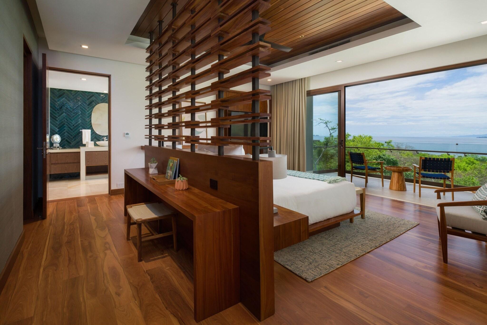 Room Five Bedrooms with Private Pool