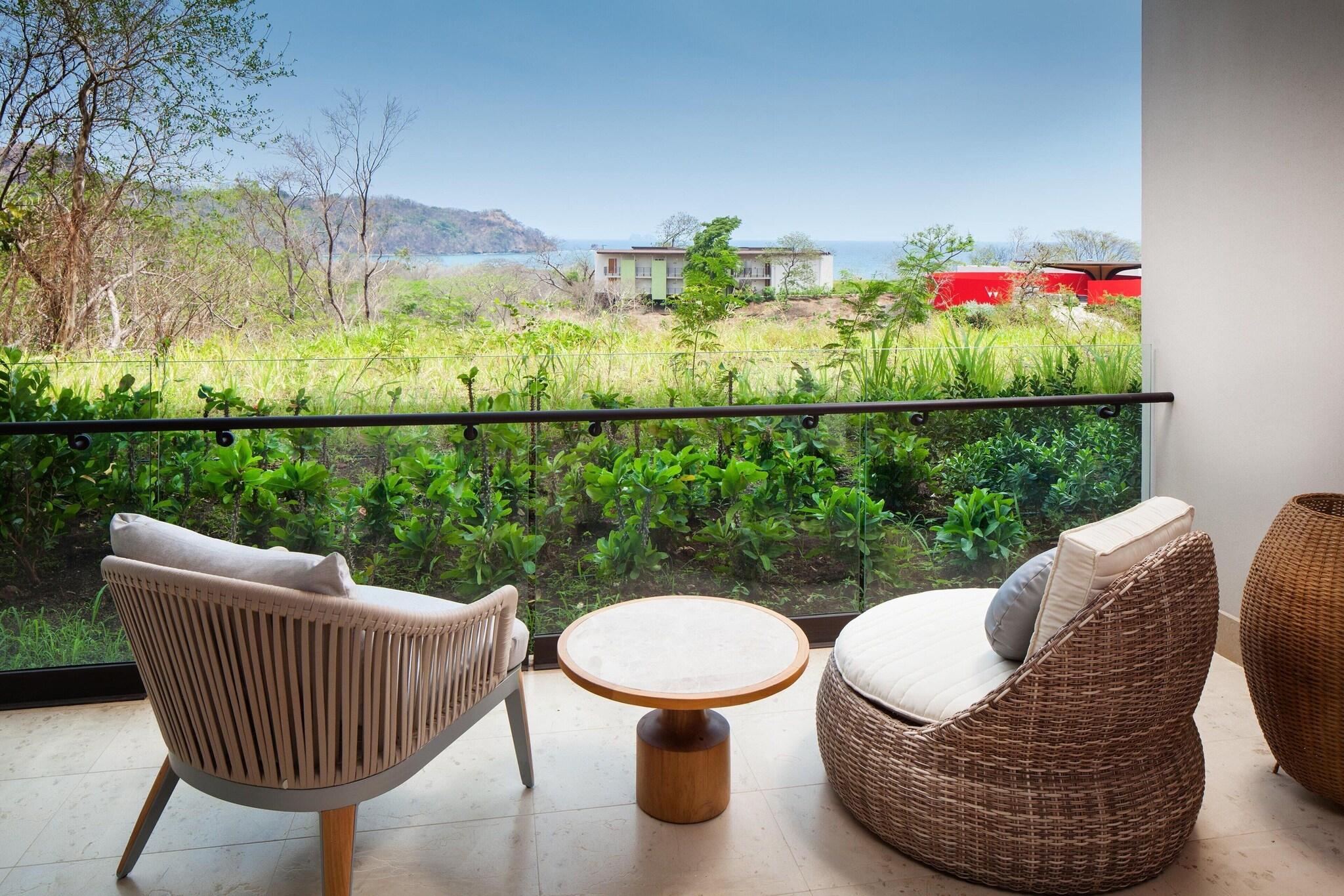 Quadruple Deluxe Partial Ocean View