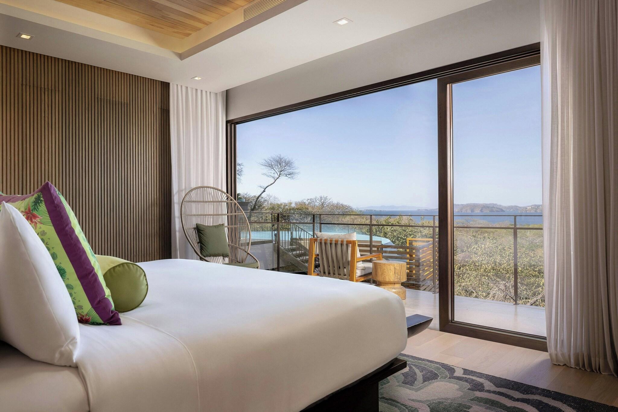 Room Four Bedrooms with Private Pool