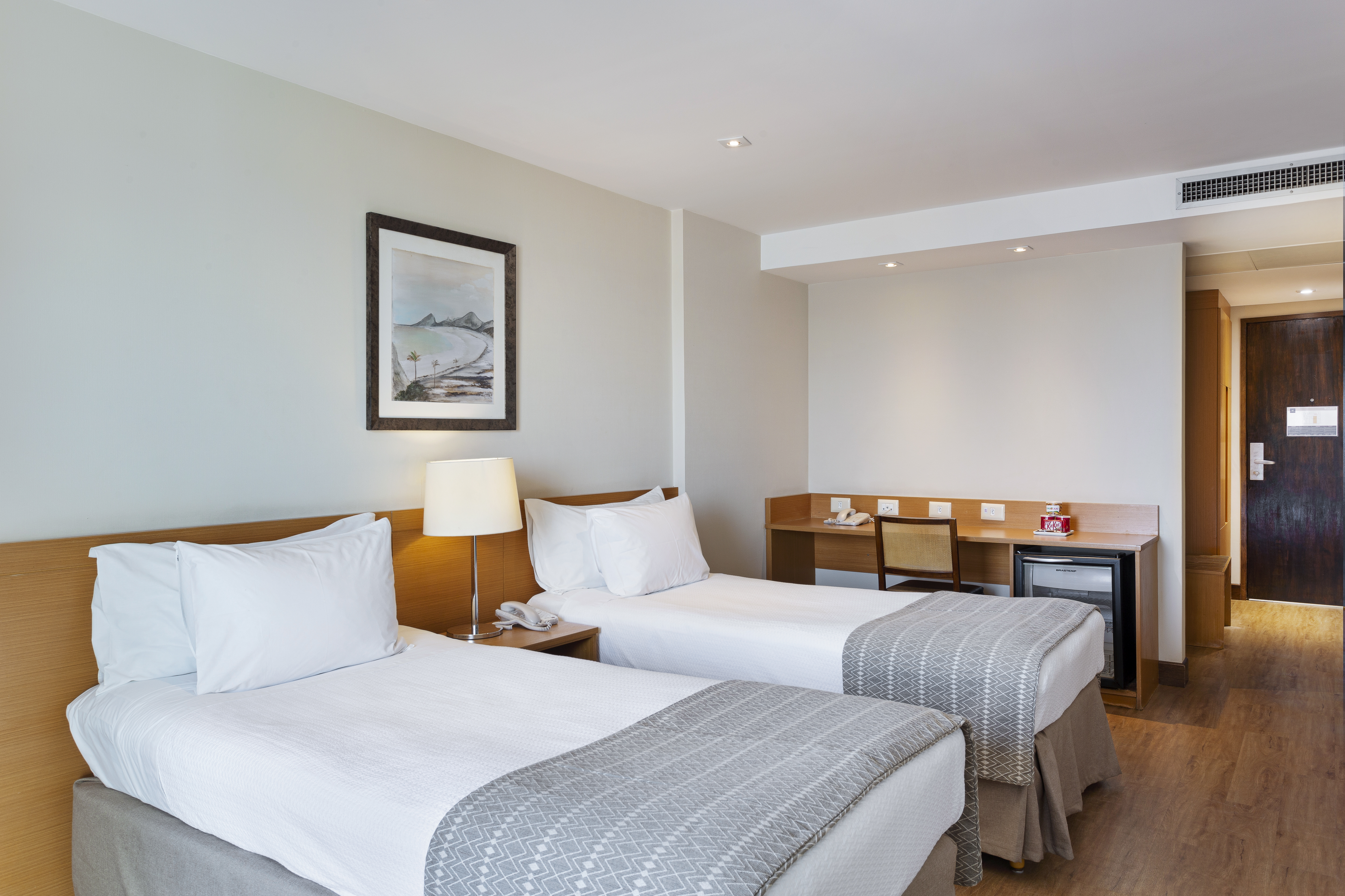 Triple Executive Superior