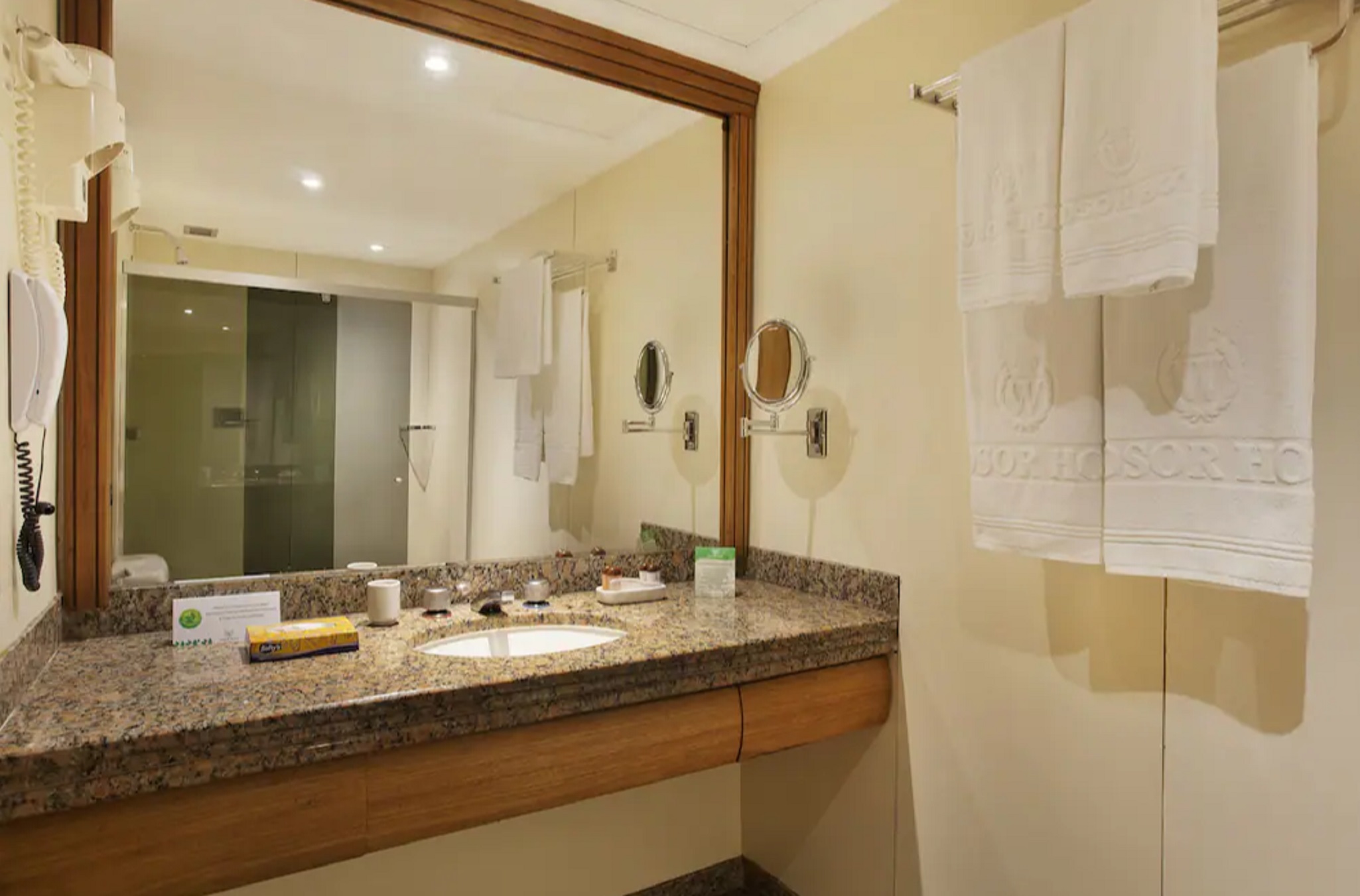 Double Executive Superior