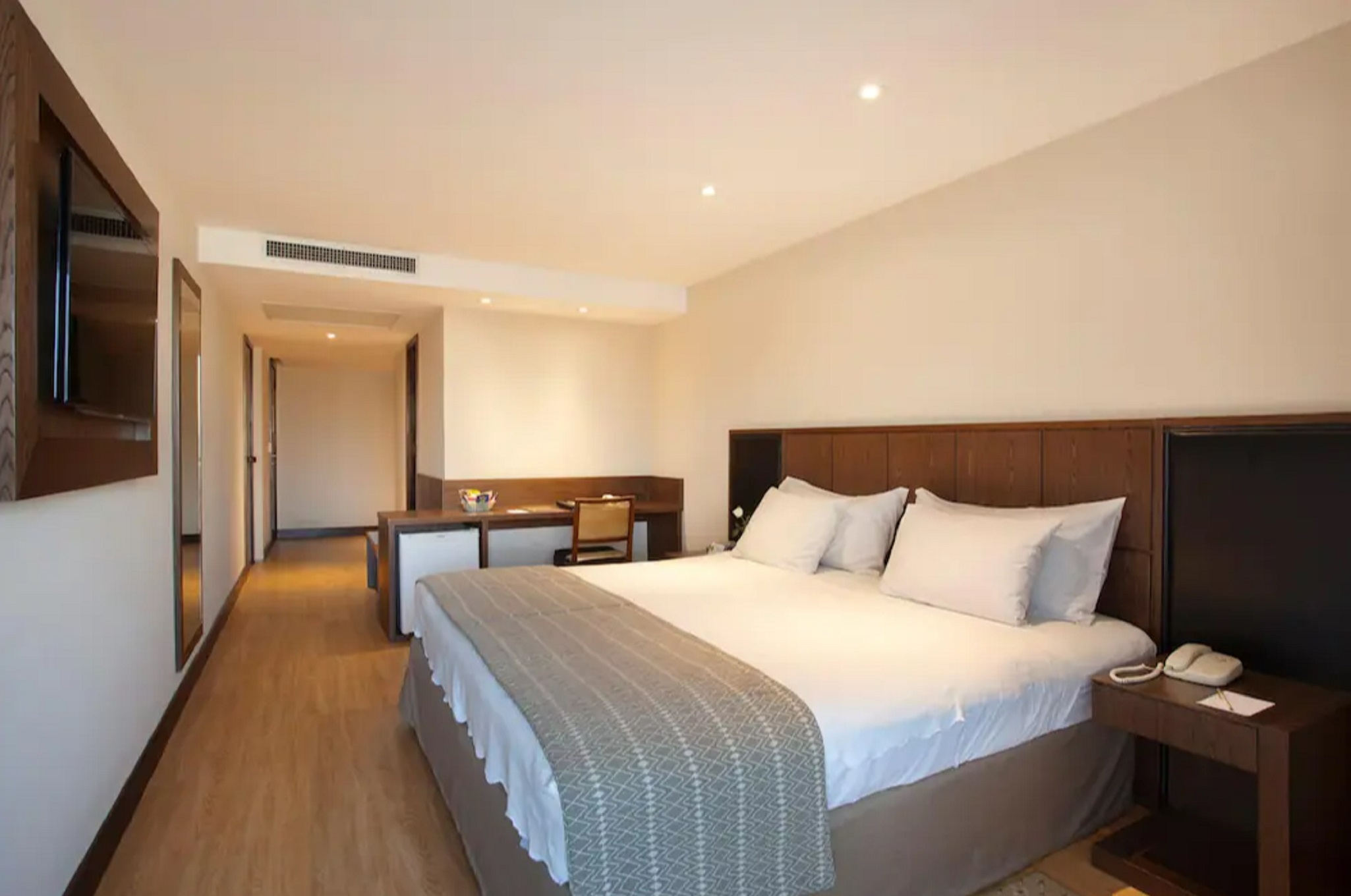 Double Executive Superior