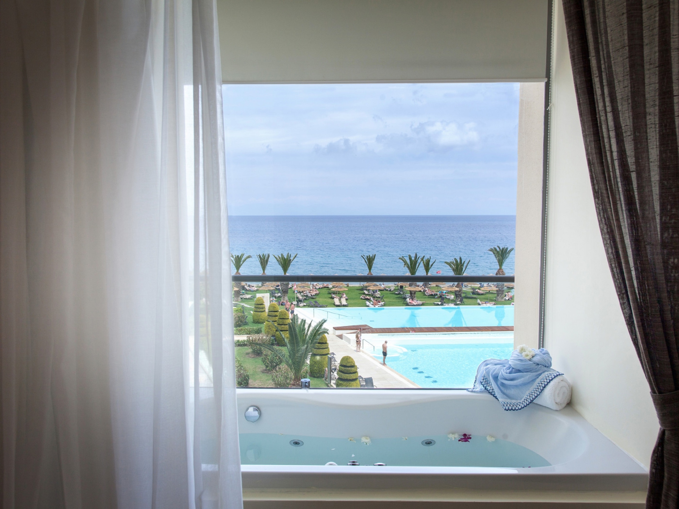 Double or Twin Deluxe