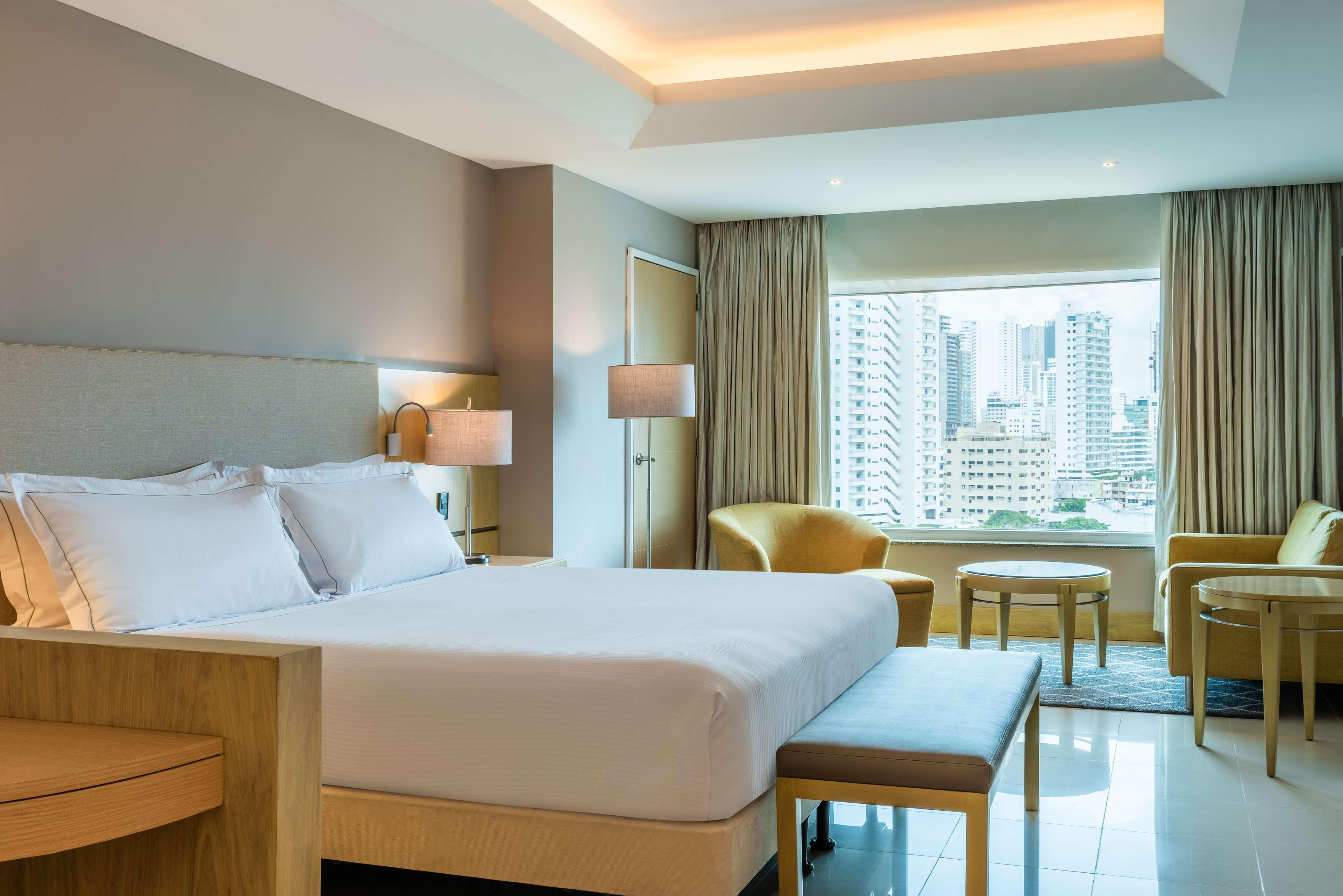 Double Executive King Bed