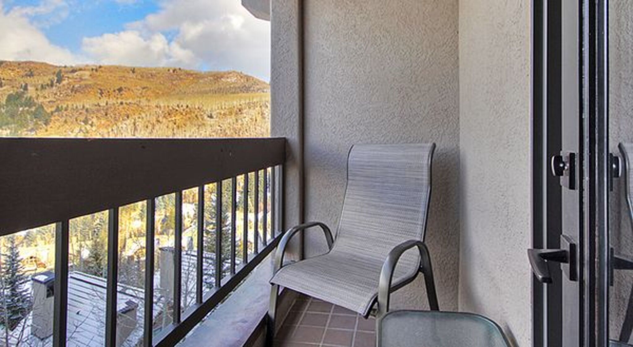 Double Deluxe King Bed