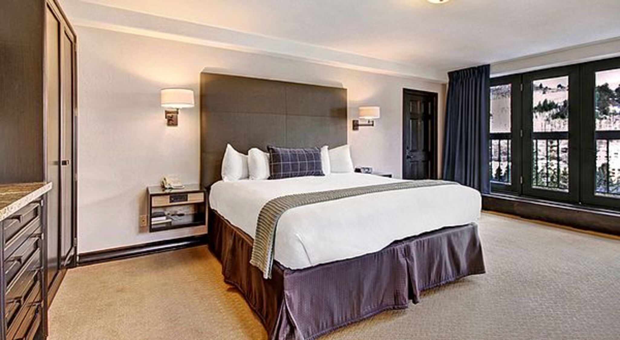 Double King Size Bed