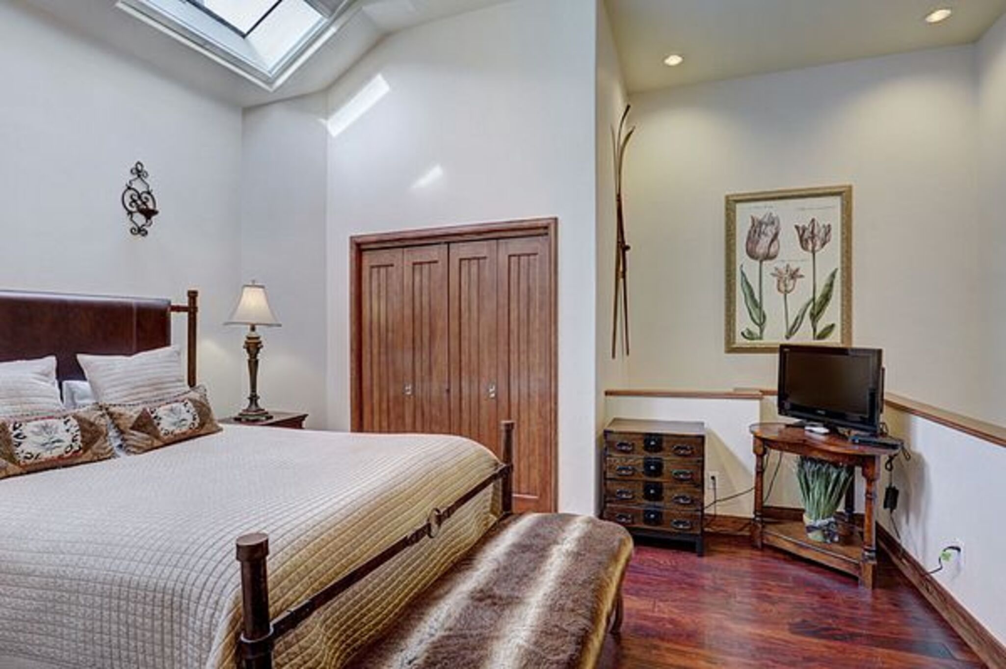 Double or Twin One Bedroom